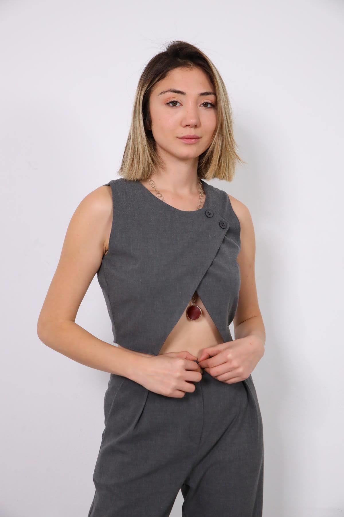  Antrasit Kruvaze Yelek ve Pileli Pantolon Takım