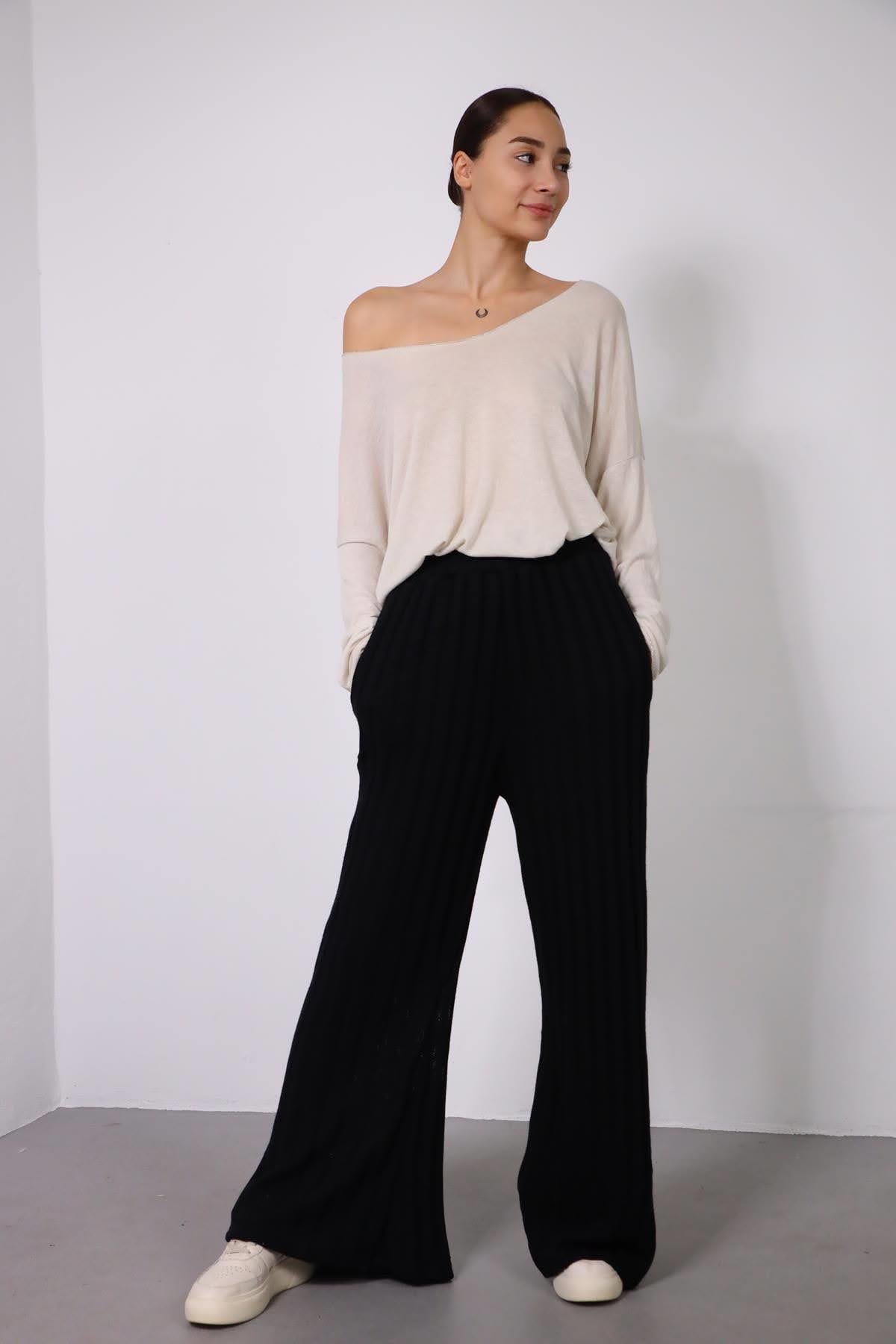 Krem Rengi Yakası Simli Triko Bluz - Şaman Butik Krem Rengi Yakası Simli Triko Bluz