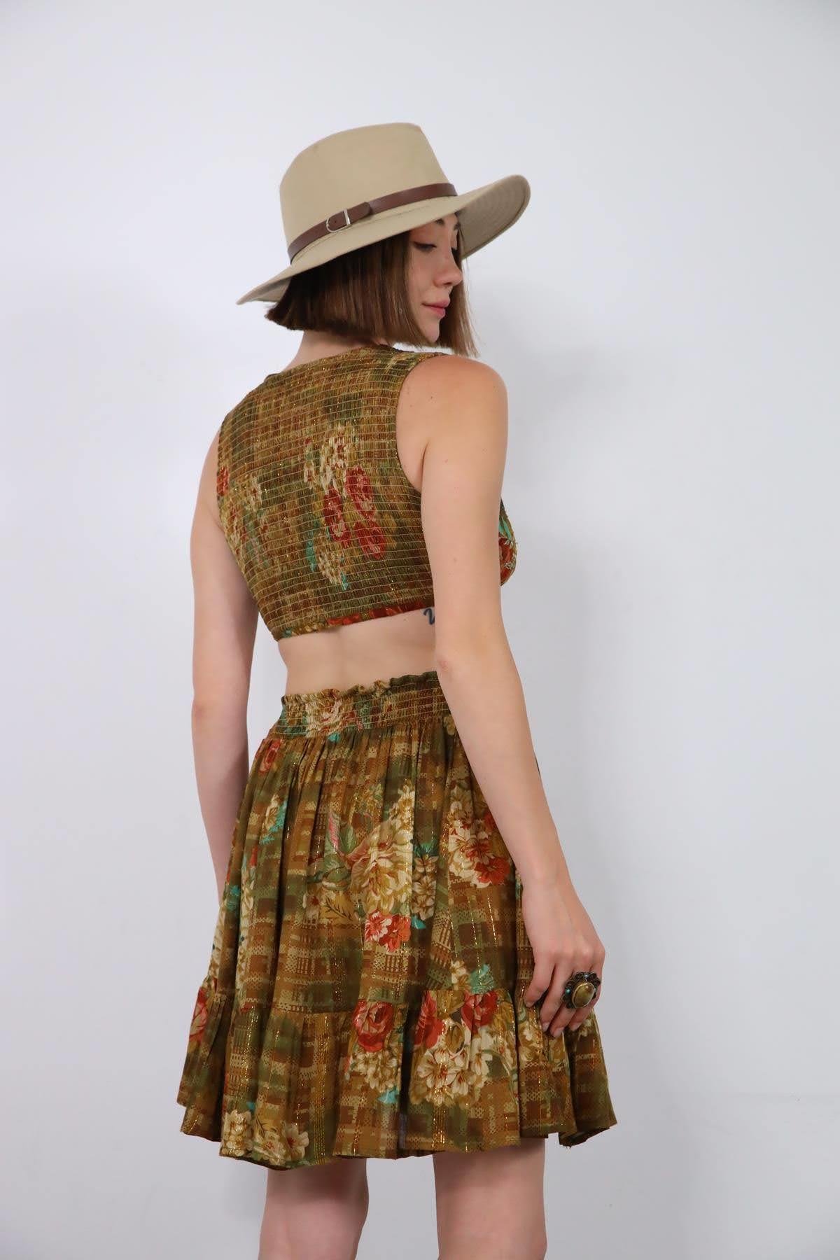  Kahverengi Gipeli Otantik İşlemeli Bluz ve Etek Takım