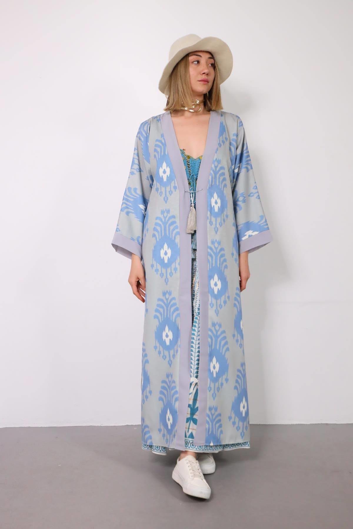 Gri Desenli Yanları Yırtmaçlı Kimono - Şaman Butik Gri Desenli Yanları Yırtmaçlı Kimono