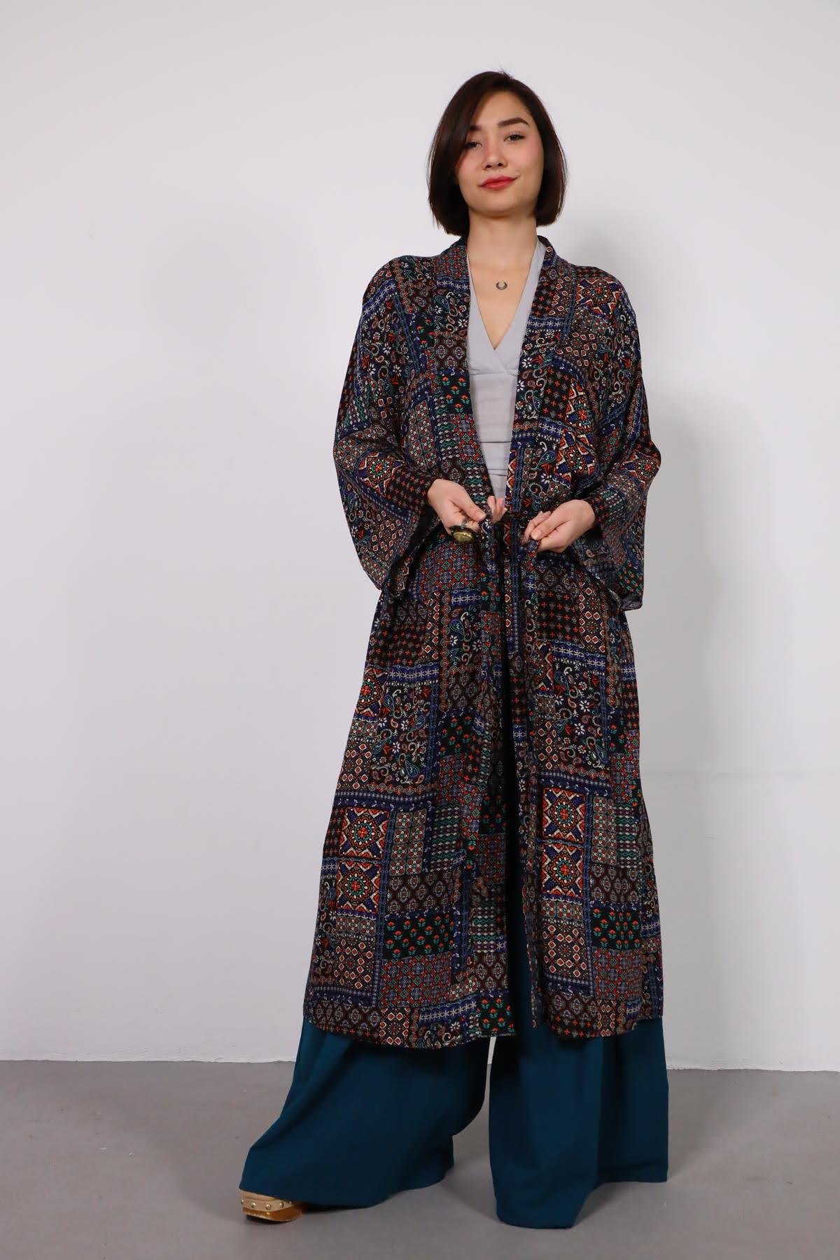 Siyah Otantik Desenli Kimono - Şaman Butik - Bohem Giyim ve Aksesuar | Kadın & Erkek Siyah Otantik Desenli Kimono
