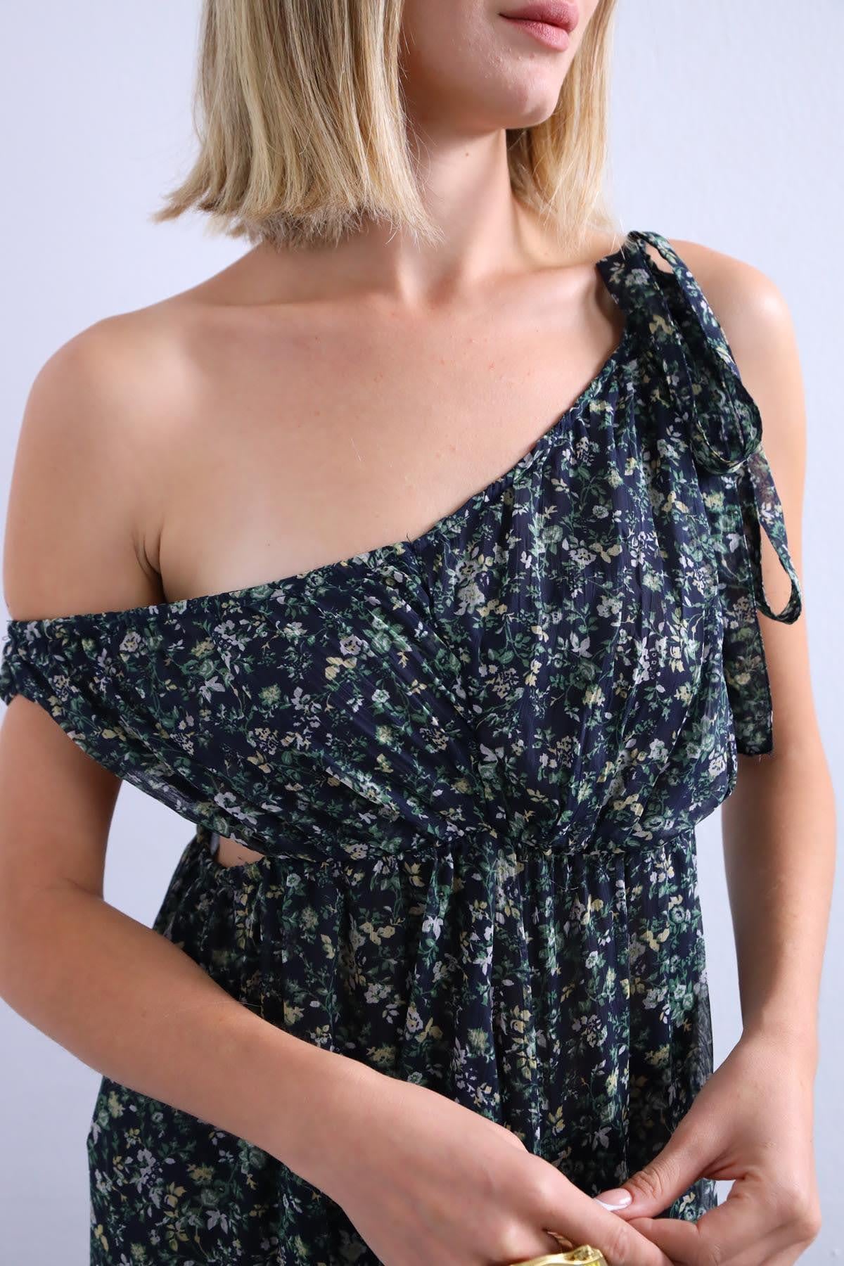 Siyah Çiçek Desenli Askıdan Bağlamalı Elbise - Şaman Butik Siyah Çiçek Desenli Askıdan Bağlamalı Elbise