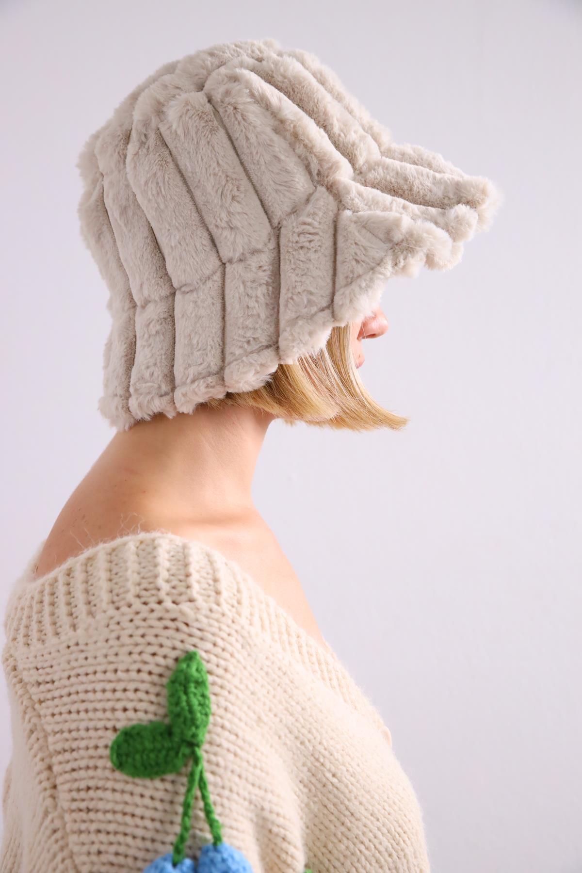  Ekru Peluş Bucket Şapka