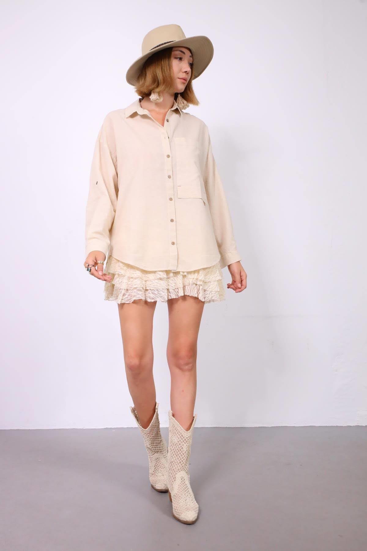  Krem Rengi Cebi Parça Detaylı Gömlek