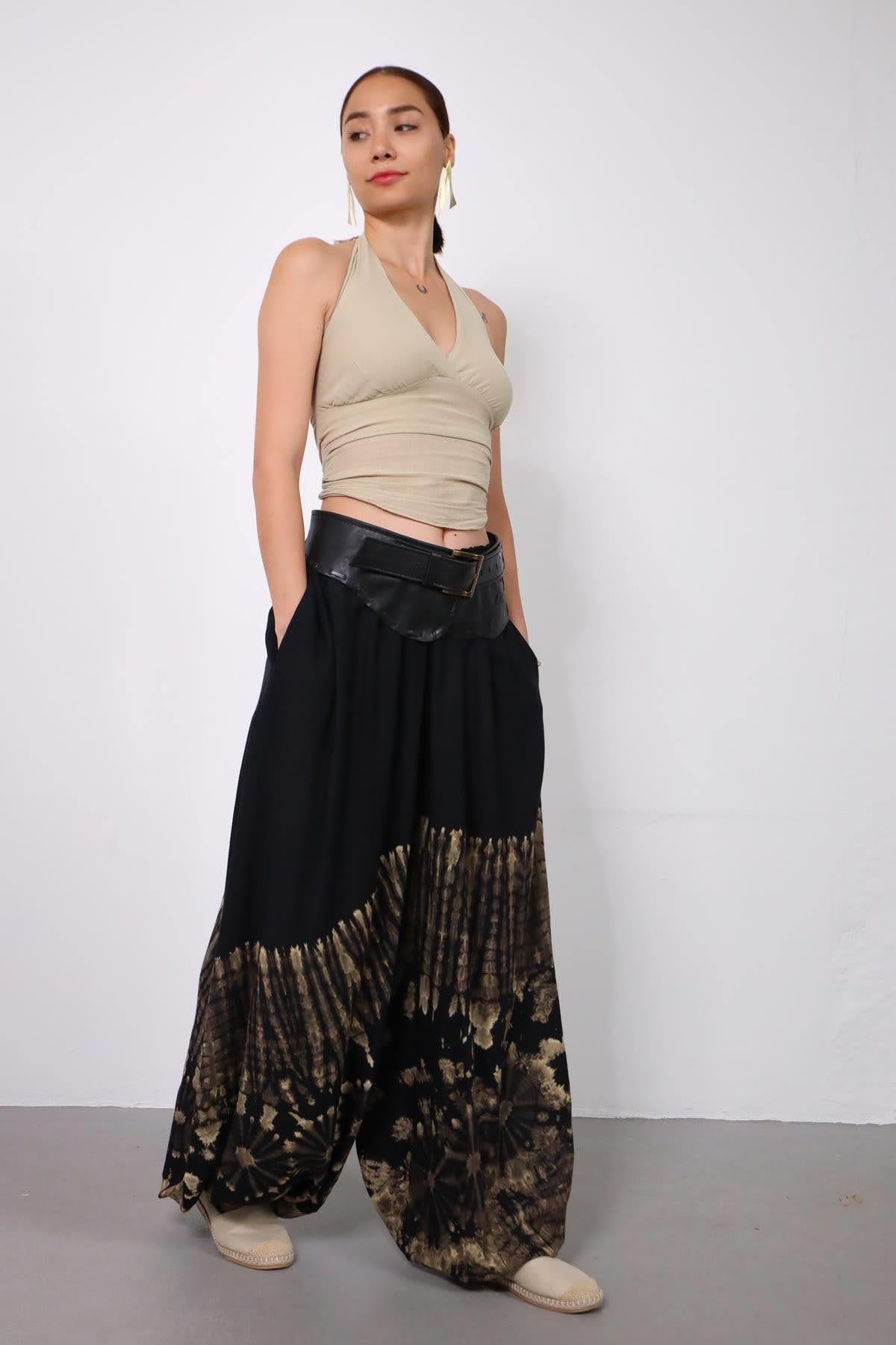 Siyah Paçası Lastikli Batik Desenli Şalvar - Şaman Butik Siyah Paçası Lastikli Batik Desenli Şalvar