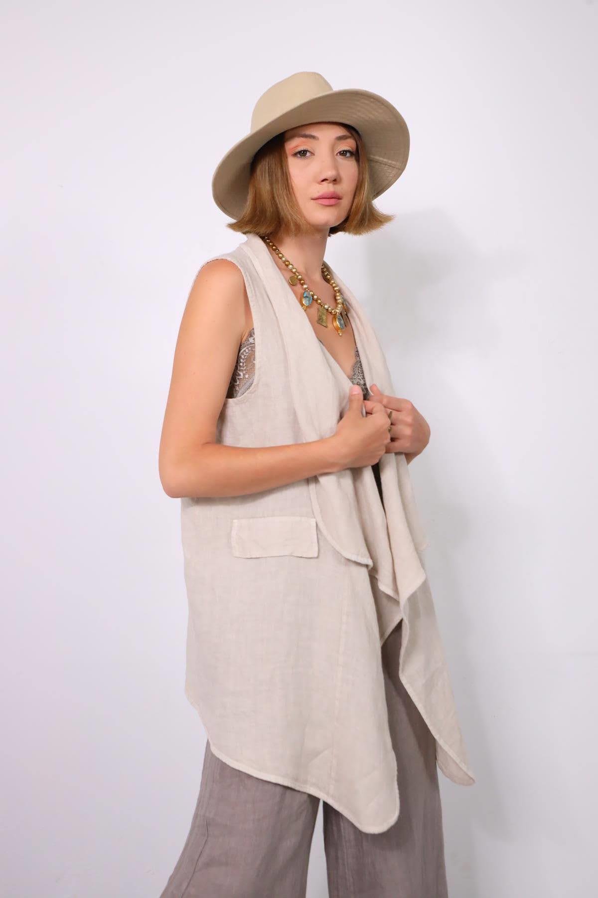 Krem Rengi Asimetrik Kesim Sırtı Büzgülü Keten Yelek - Şaman Butik Krem Rengi Asimetrik Kesim Sırtı Büzgülü Keten Yelek