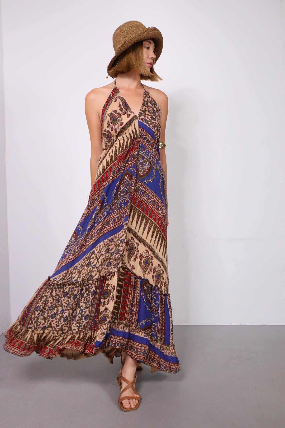 Lacivert Sırt Dekolteli Desenli Askılı Elbise - Şaman Butik Lacivert Sırt Dekolteli Desenli Askılı Elbise