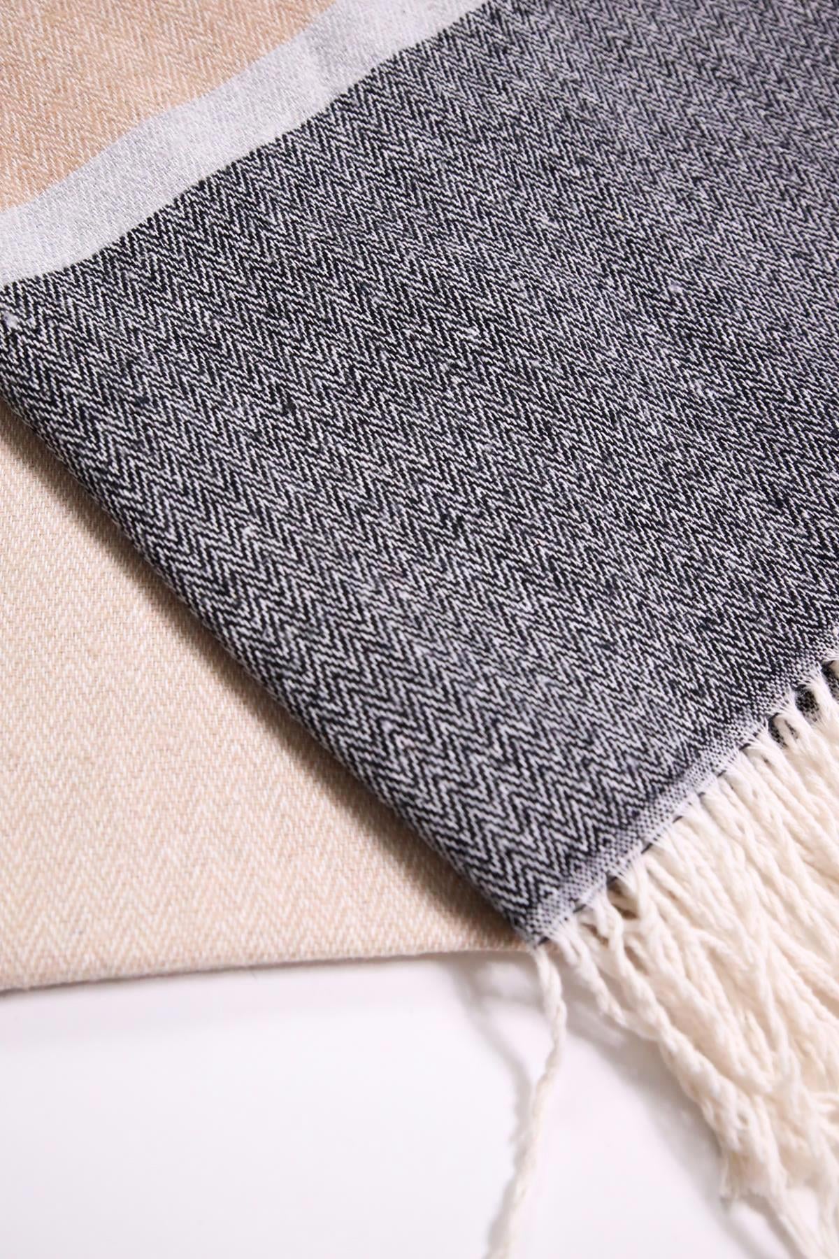 Sütlü Kahve Desenli Saçaklı Şal - Şaman Butik Sütlü Kahve Desenli Saçaklı Şal