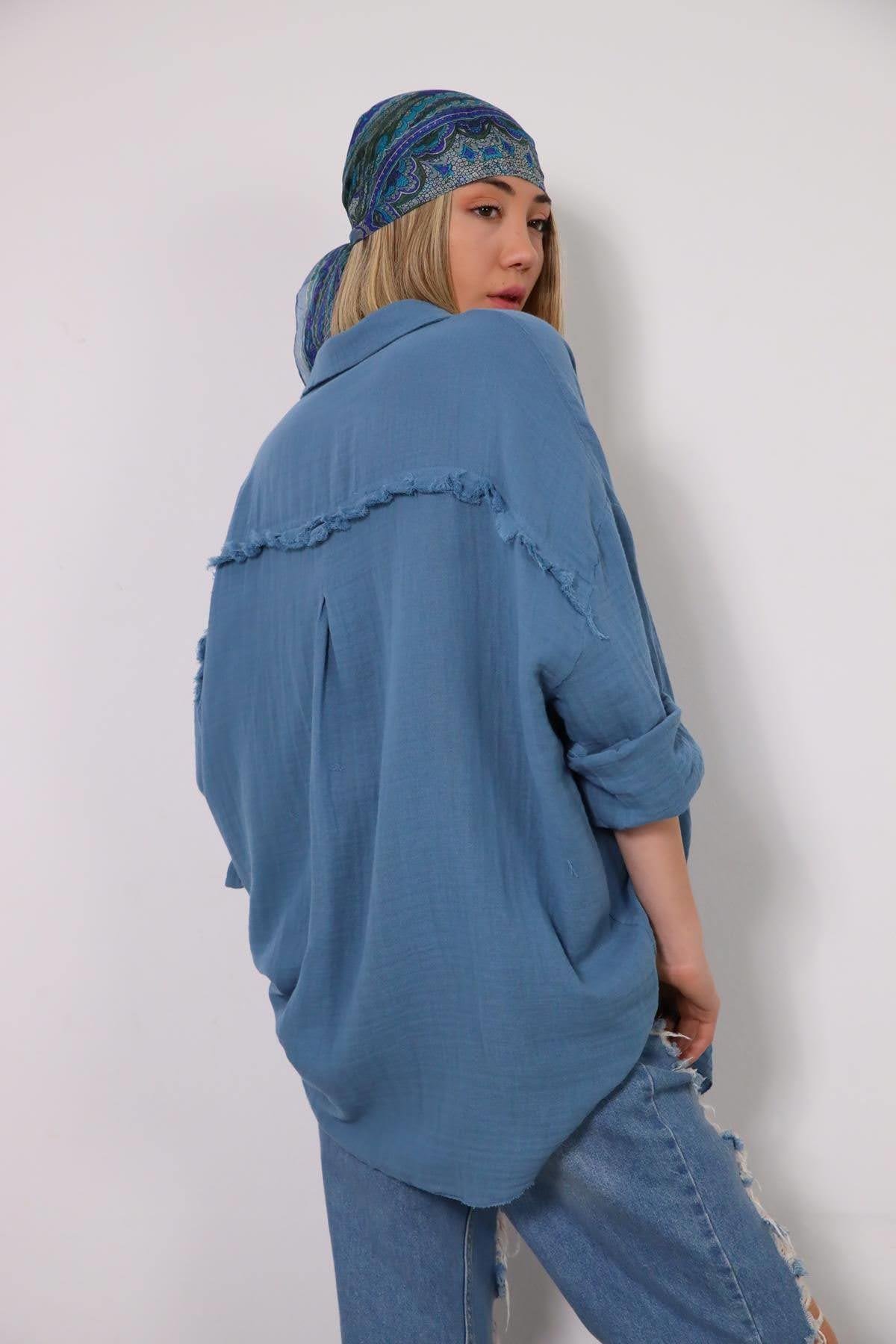  İndigo Mavi Sırtı Püsküllü Gömlek