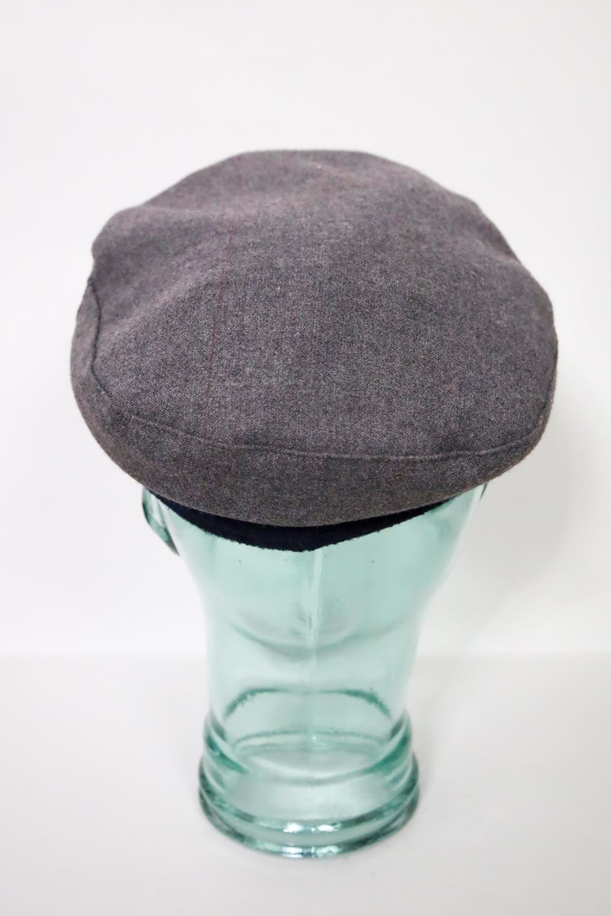  Gri Şeritli Kaptan Şapka