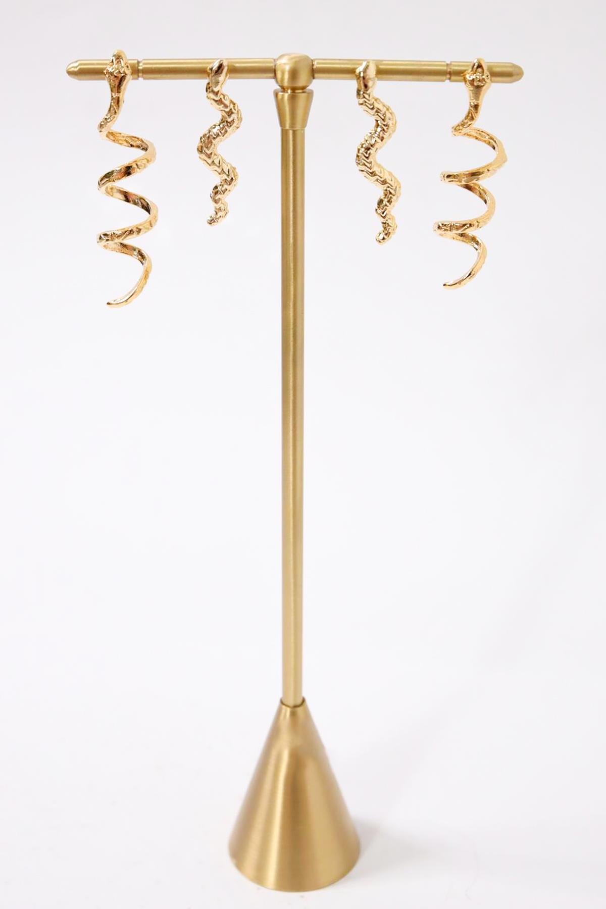 Kısa Altın Kaplama Yılan Figürlü Küpe - Şaman Butik Kısa Altın Kaplama Yılan Figürlü Küpe