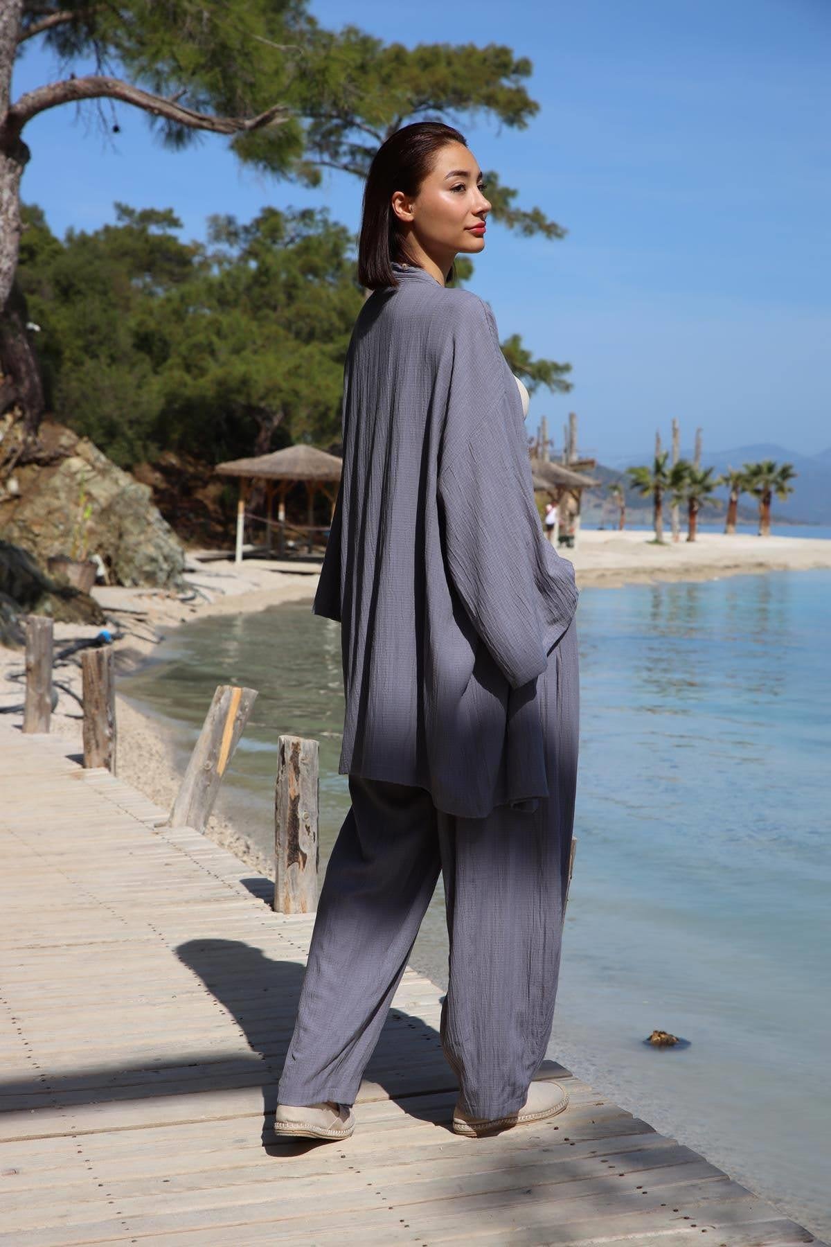 Smoken Seersucker Kimono Trousers Set Smoken Seersucker Kimono Trousers Set