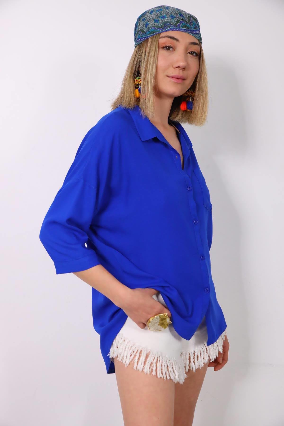  Saks Mavisi Arkası Halkalı Düz Gömlek