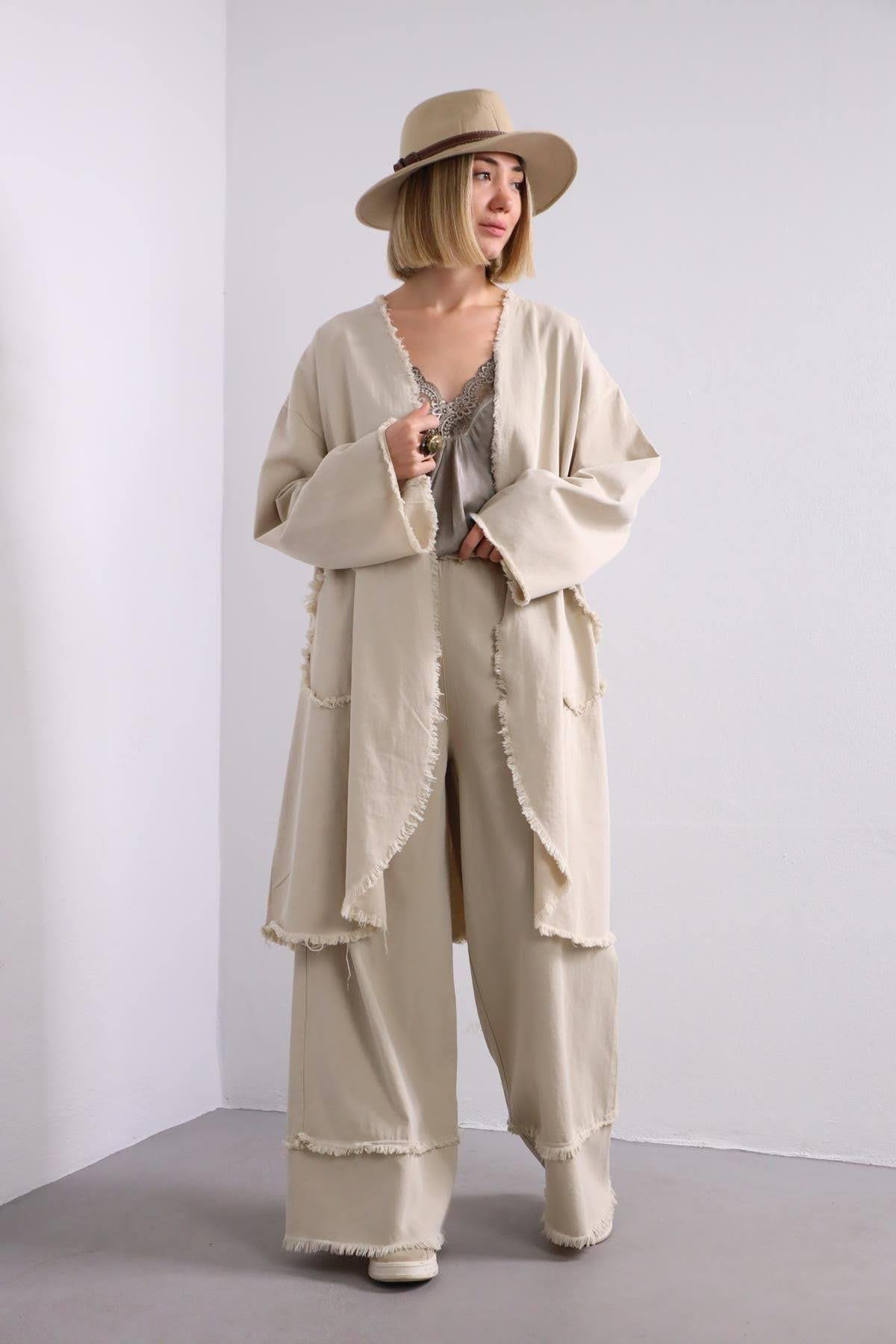  Bej Cep Detaylı Püsküllü Kaftan