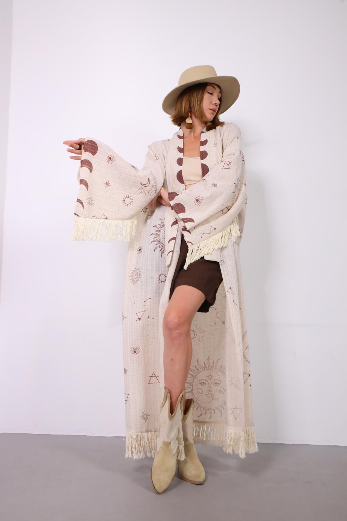 Krem Rengi Astro Desenli Püsküllü Kimono - Şaman Butik Krem Rengi Astro Desenli Püsküllü Kimono