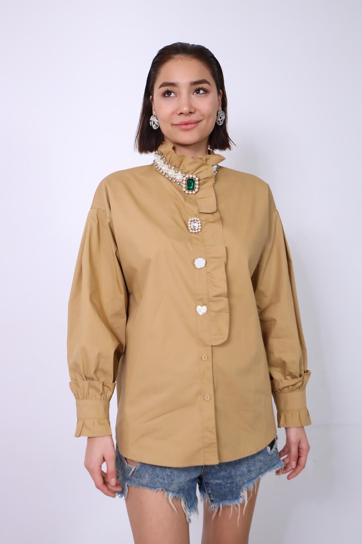  Sütlü Kahve Volanlı Taş ve İnci İşlemeli Gömlek