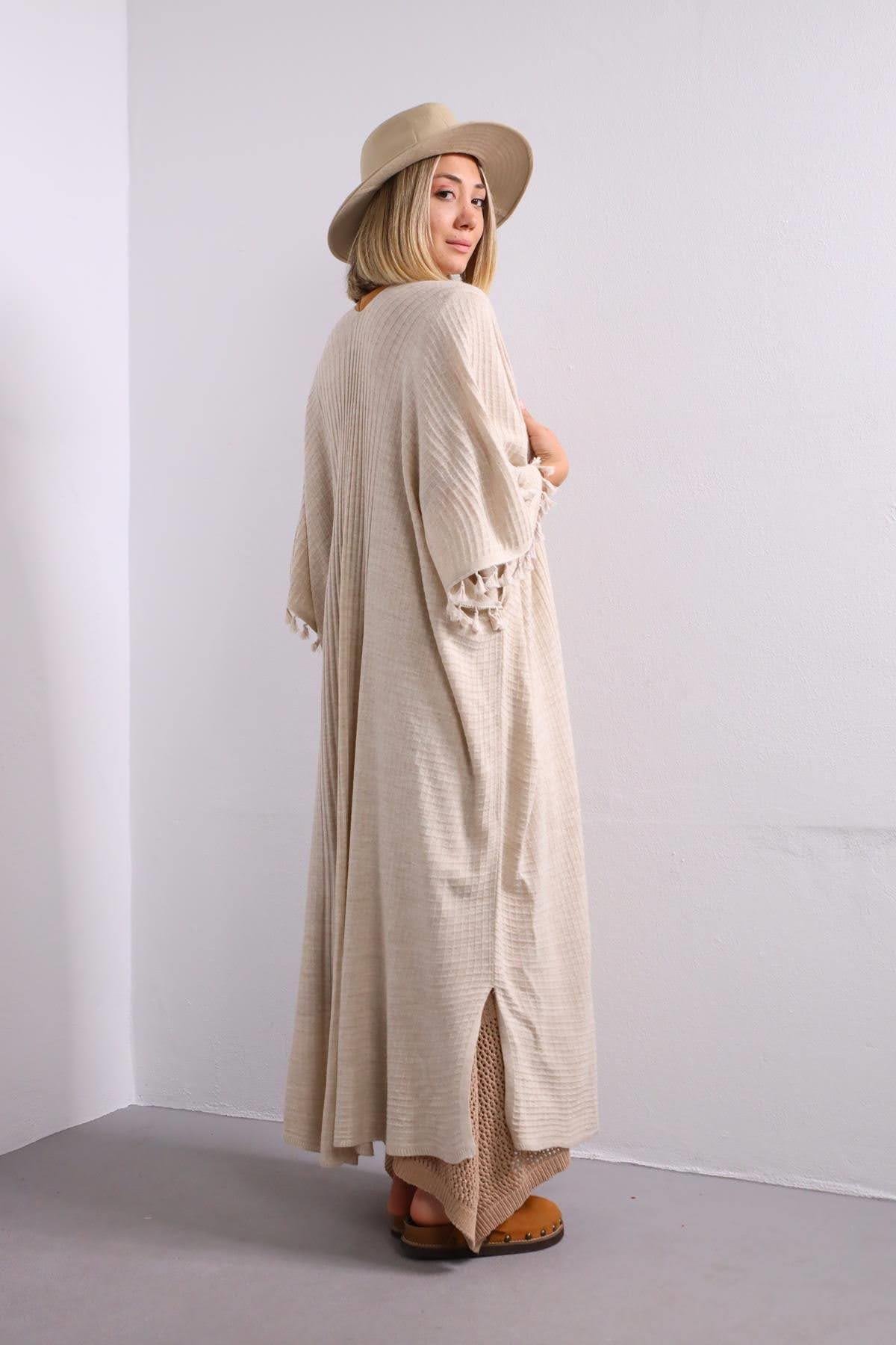 Bej Kolları Püsküllü Fitilli Kimono - Şaman Butik Bej Kolları Püsküllü Fitilli Kimono