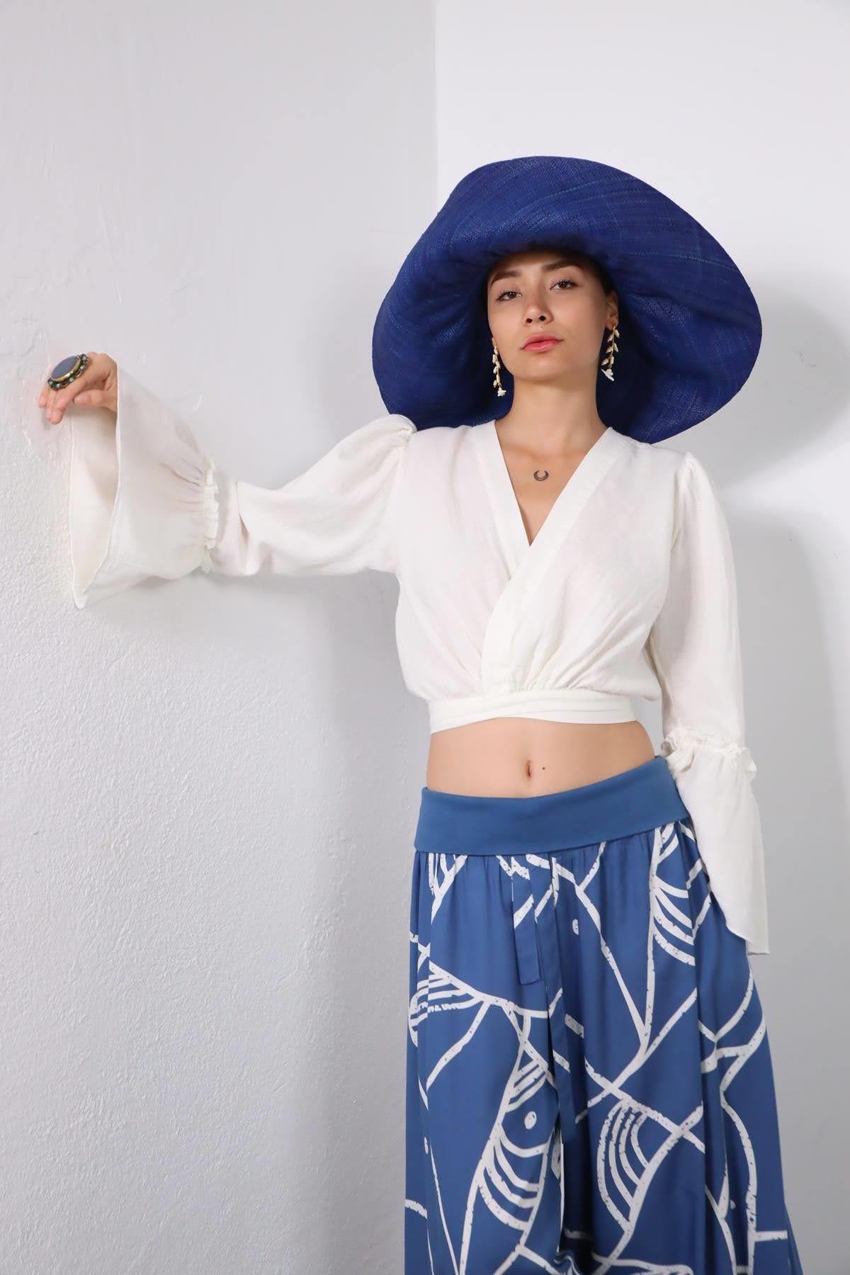 Beyaz Kolları Fırfırlı Anvelop Bluz - Şaman Butik Beyaz Kolları Fırfırlı Anvelop Bluz