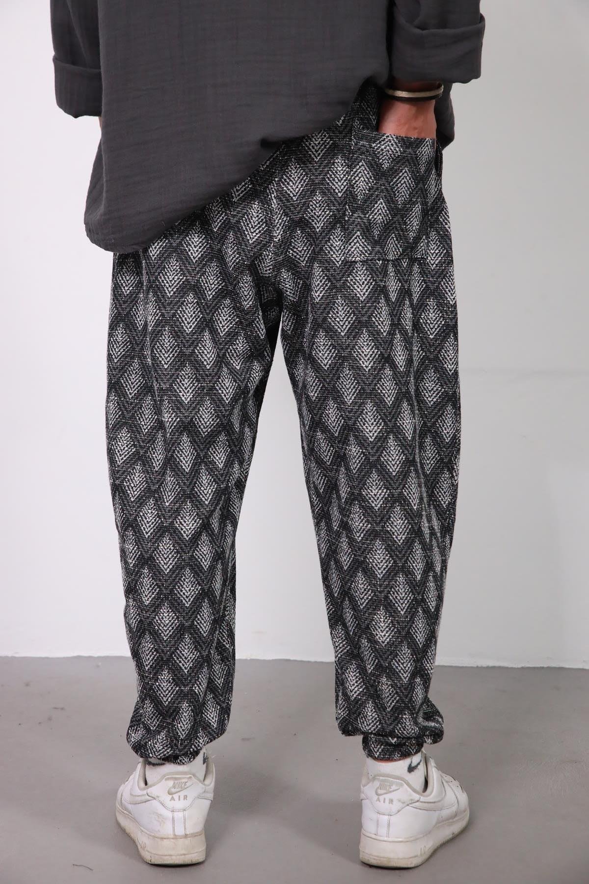  Siyah Beli Pileli Paçası Büzgülü Desenli Erkek Pantolon