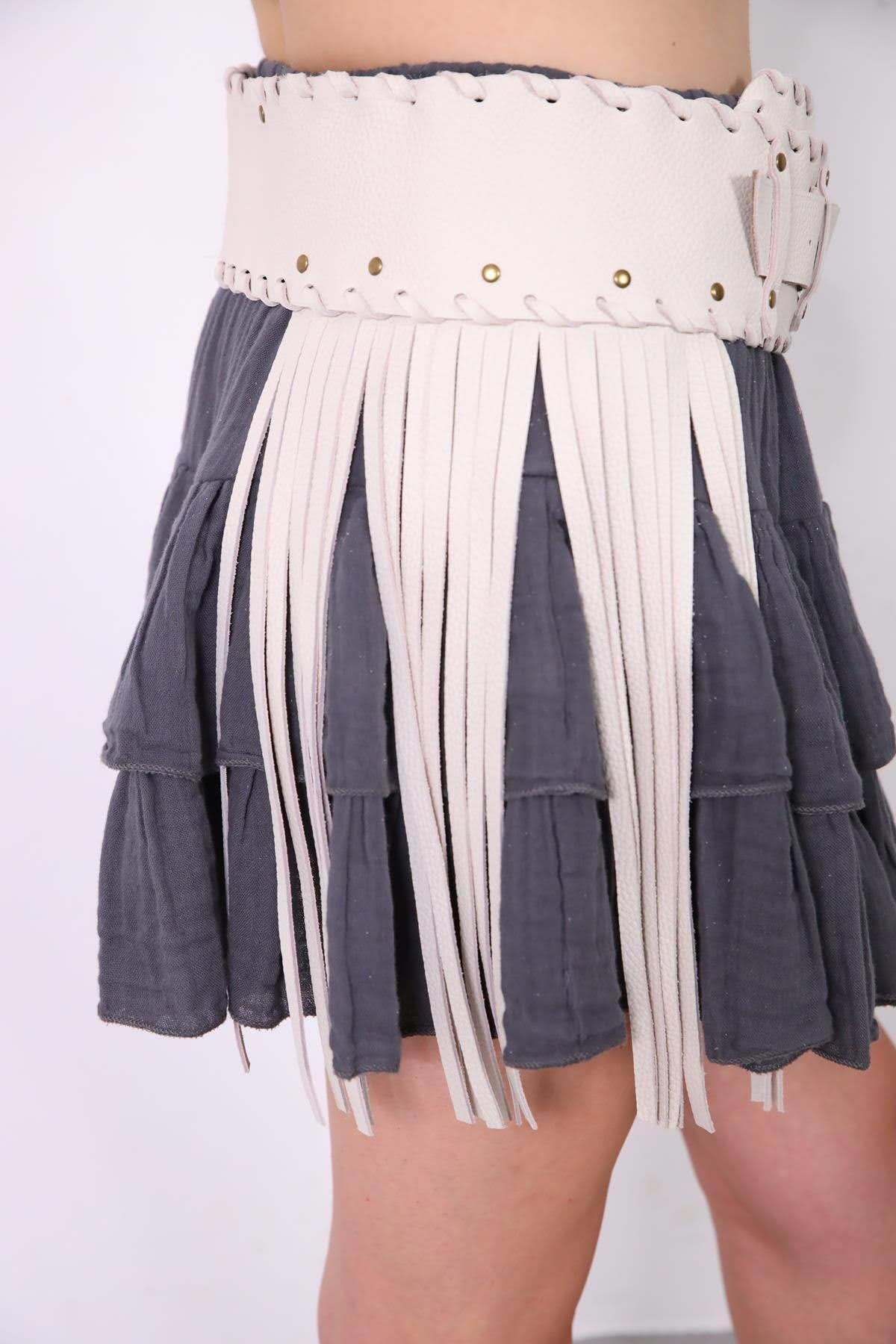  Krem Rengi Püsküllü Deri Kemer