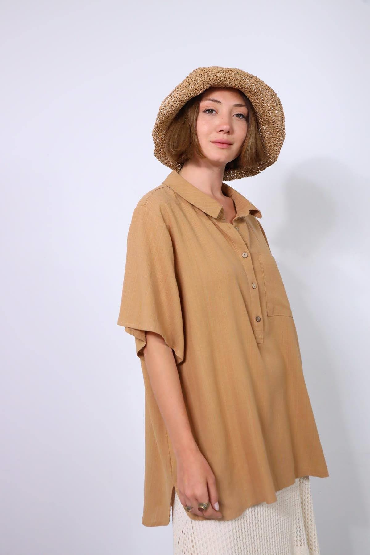 Camel Rengi Yarım Düğmeli Keten Gömlek - Şaman Butik Camel Rengi Yarım Düğmeli Keten Gömlek