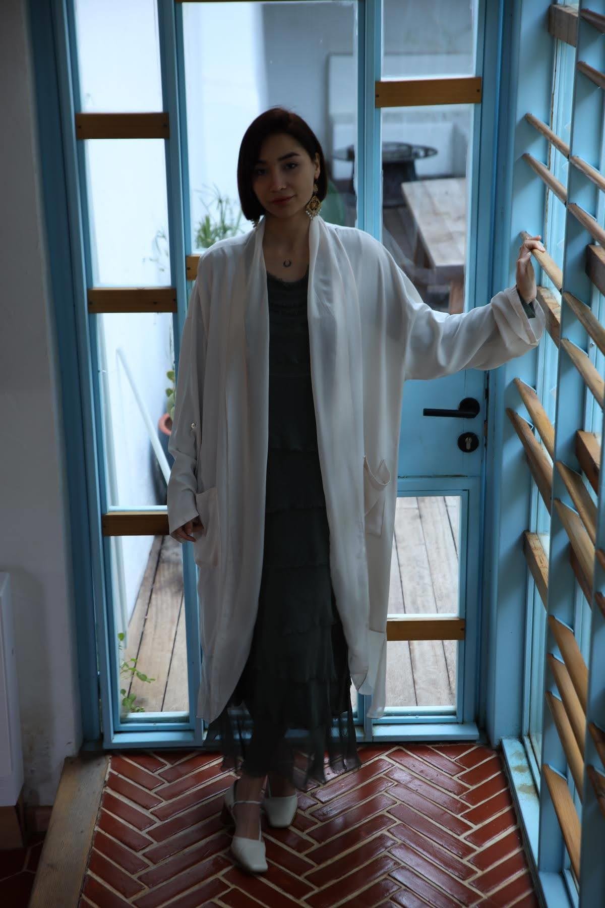 Krem Rengi Cepli İpek Detaylı Kaftan - Şaman Butik - Bohem Giyim ve Aksesuar | Kadın & Erkek Krem Rengi Cepli İpek Detaylı Kaftan