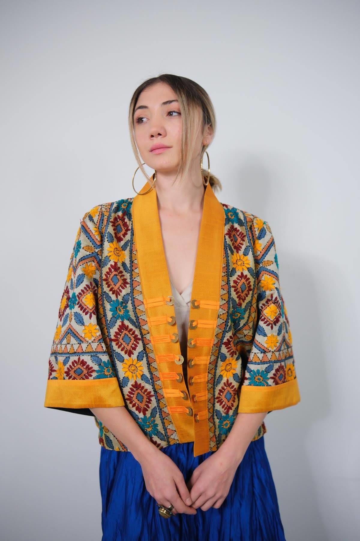 Hardal Rengi Otantik İşlemeli İpek Ceket - Şaman Butik Hardal Rengi Otantik İşlemeli İpek Ceket