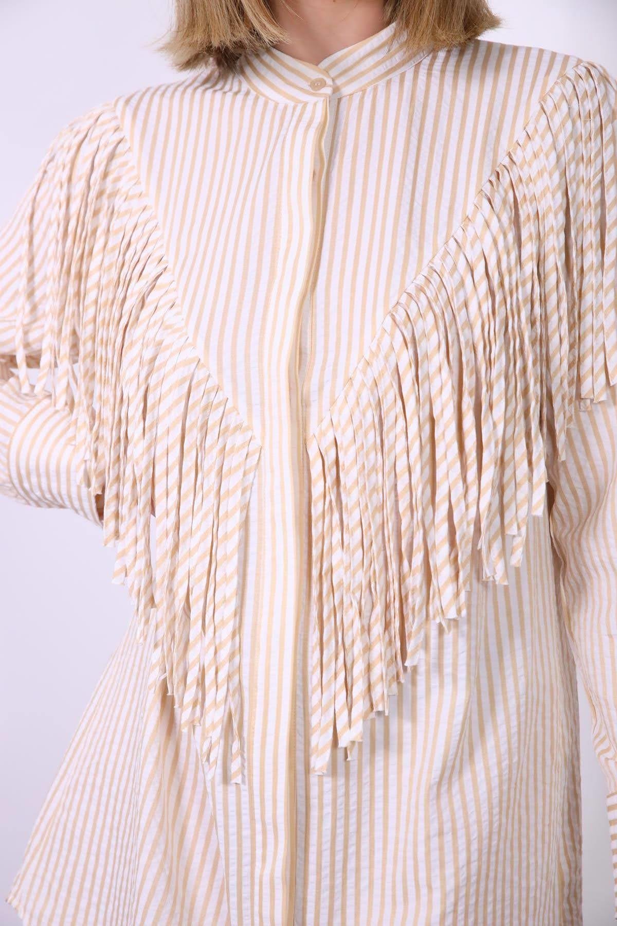  Krem Rengi Püsküllü Hakim Yaka Çizgili Tunik