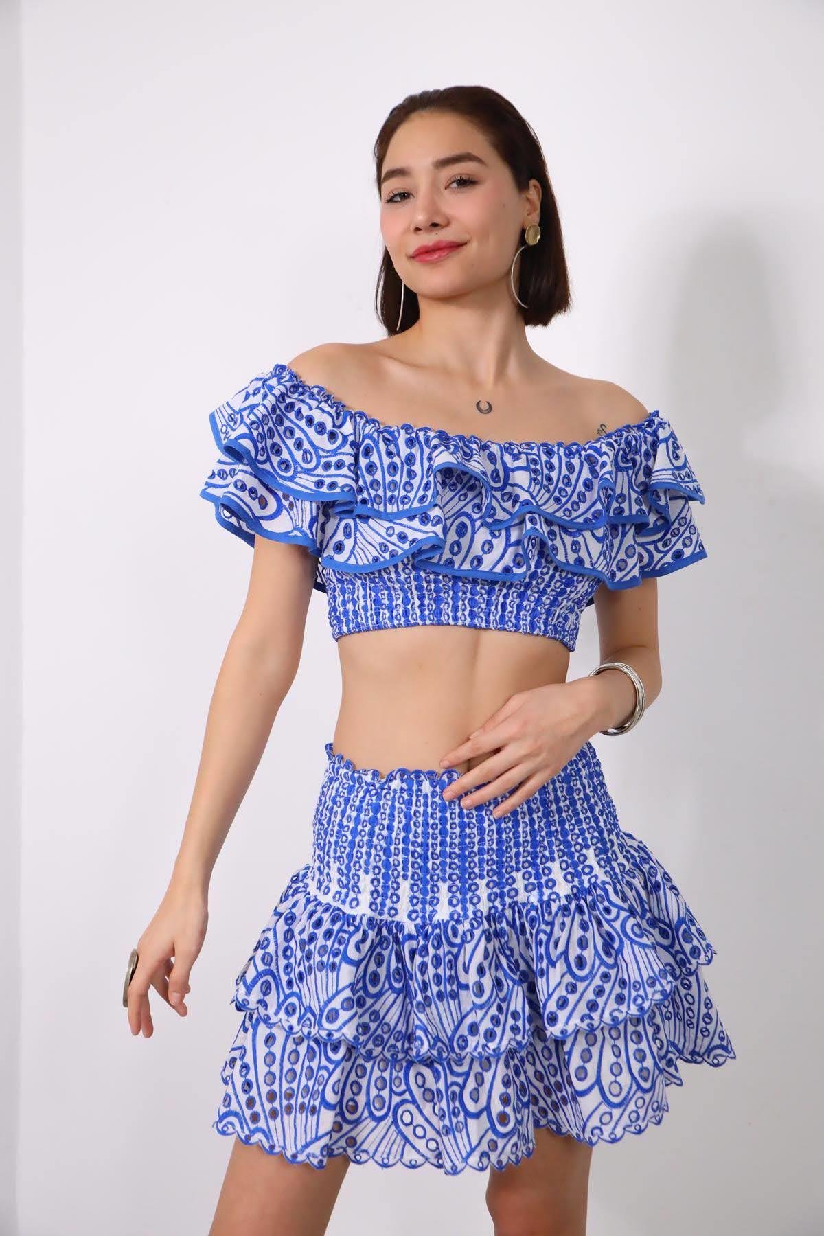  Saks Mavisi Madonna Yaka Bluz ve Etek Gipeli Fisto Takım