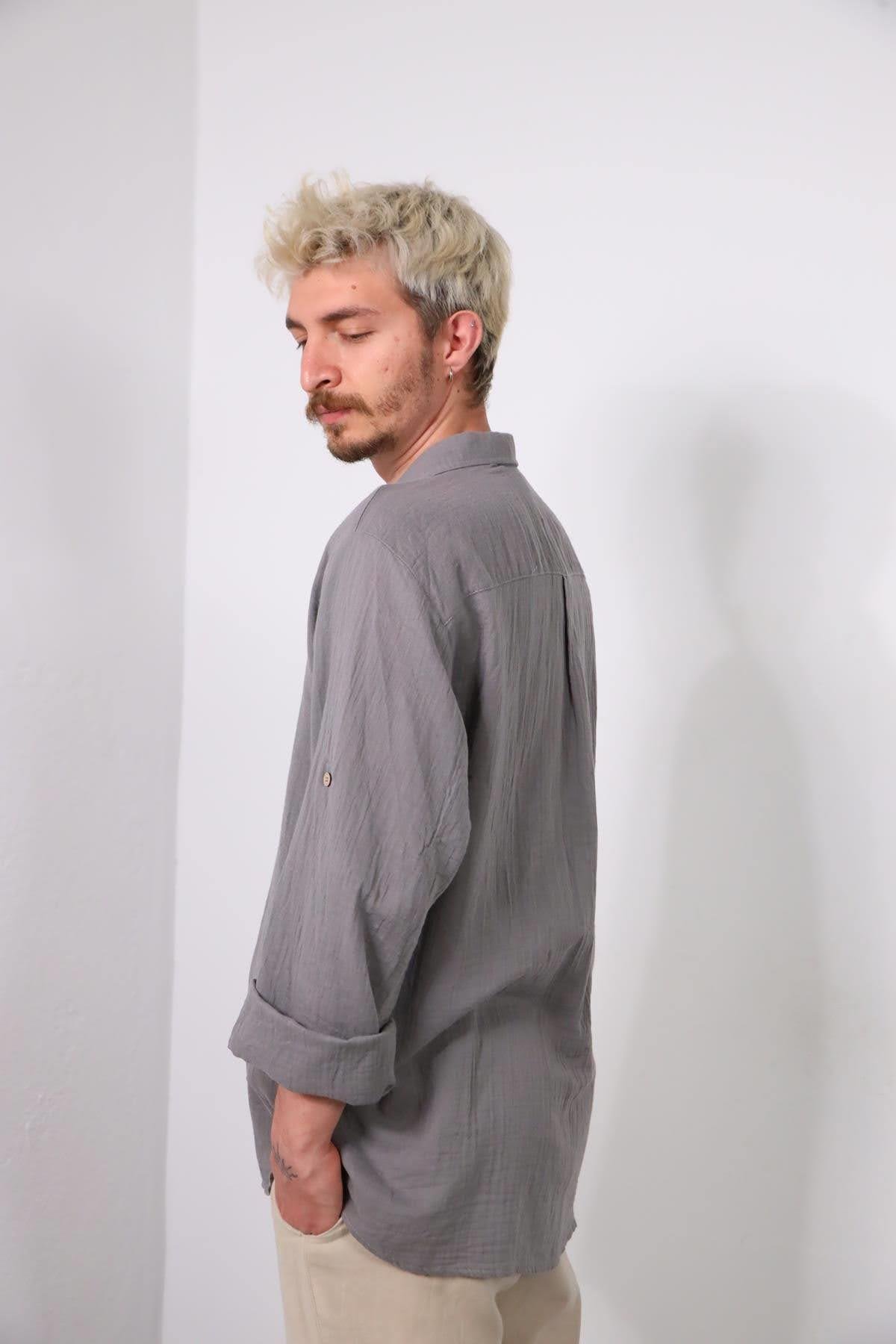  Koyu Gri Kolları Apoletli Erkek Müslin Gömlek