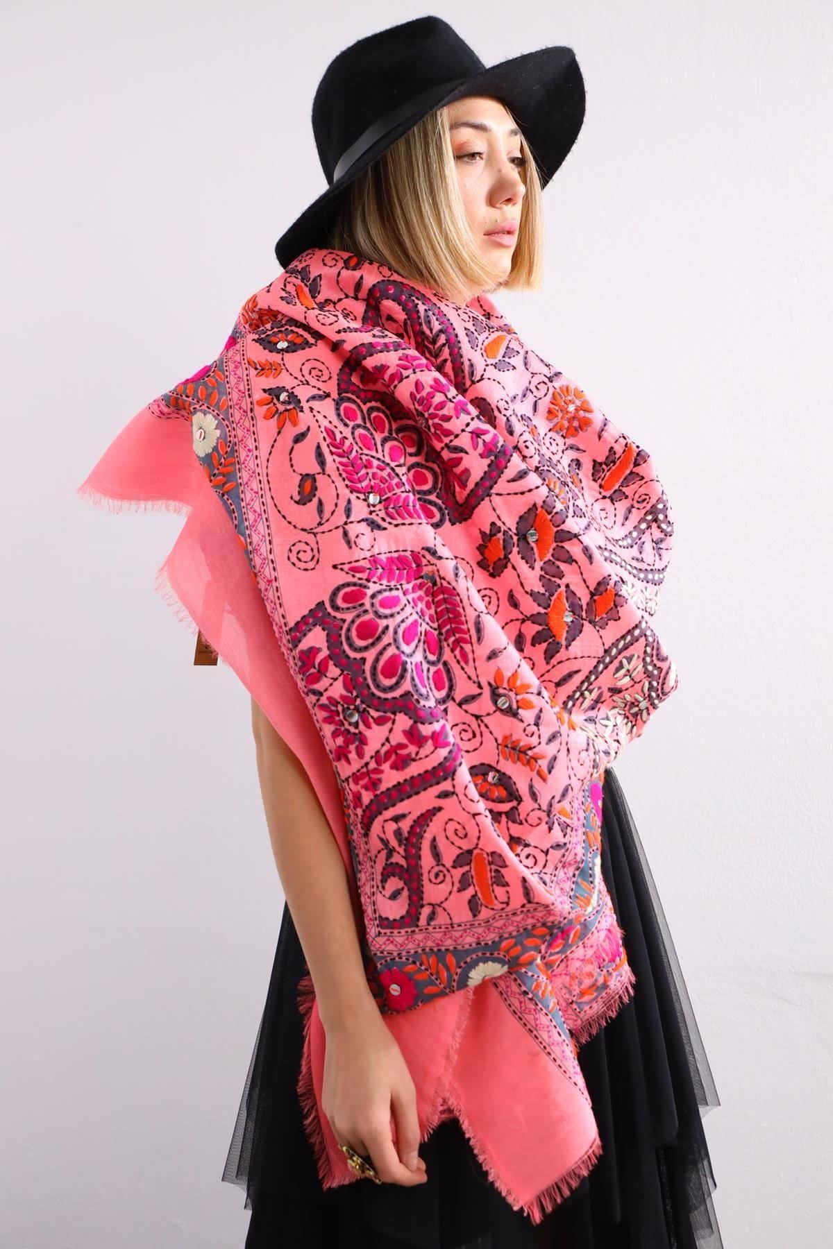 Pembe İşlemeli Bohem Şal - Şaman Butik Pembe İşlemeli Bohem Şal