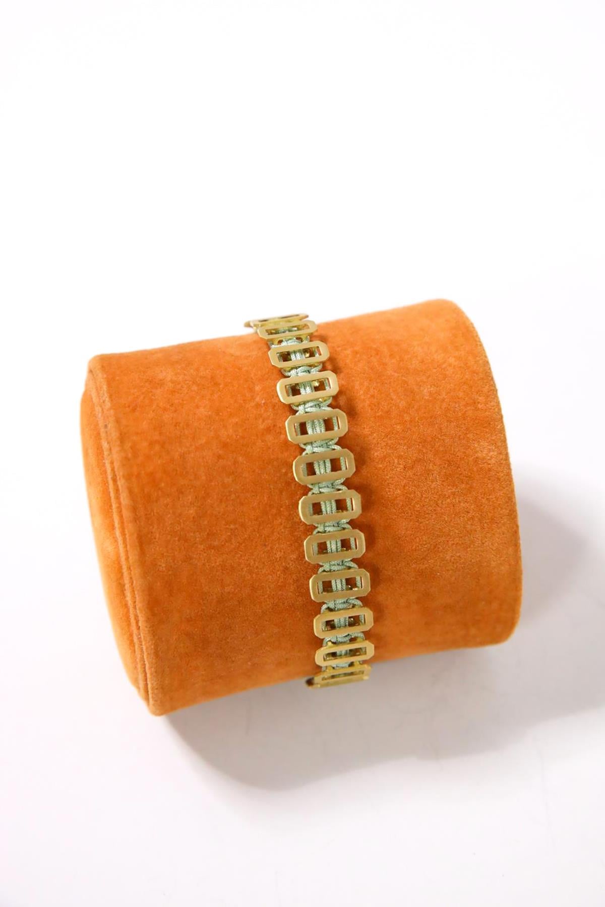 Alloy Madeni El Yapımı Yeşil İpli Bileklik - Şaman Butik Alloy Madeni El Yapımı Yeşil İpli Bileklik