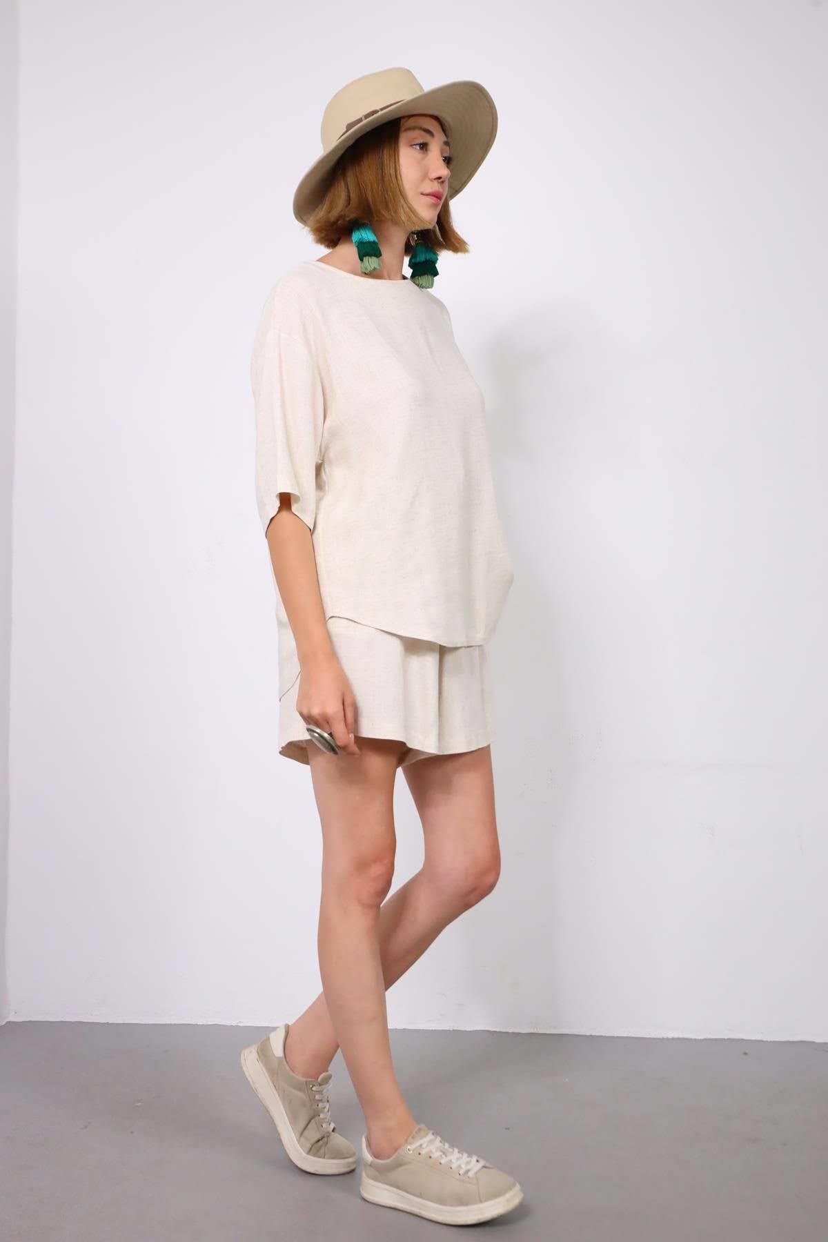  Krem Rengi Salaş Şortlu Takım