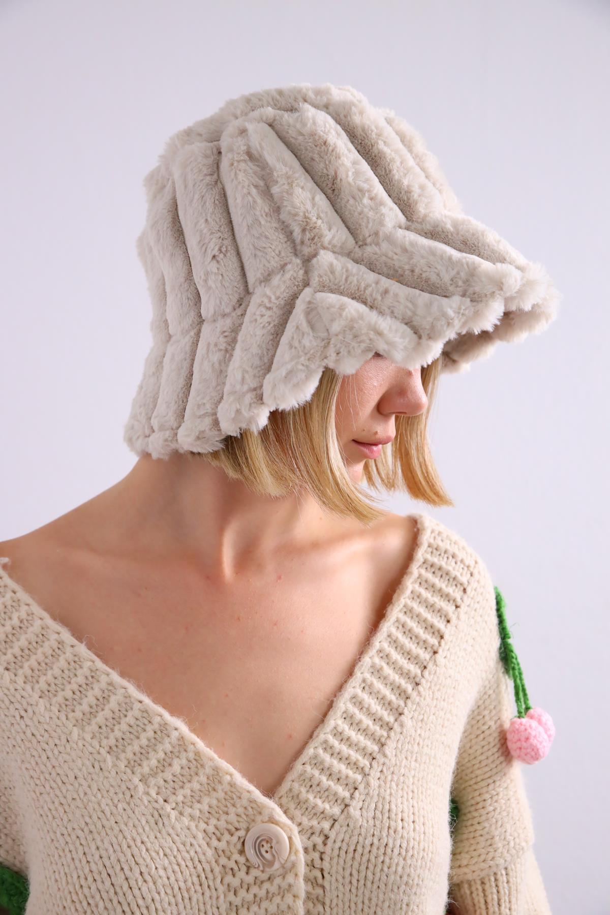  Ekru Peluş Bucket Şapka