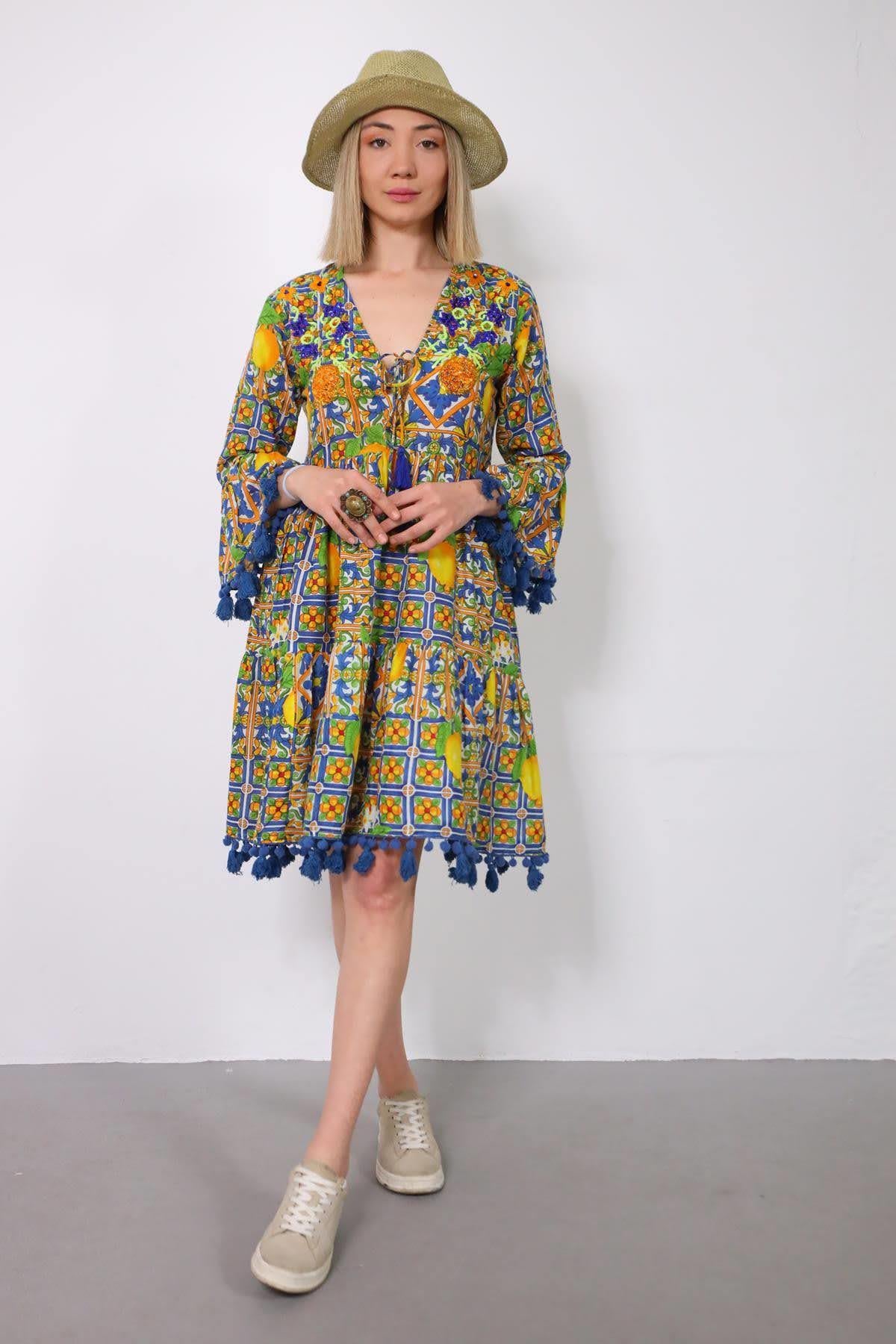 Saks Mavisi Püsküllü V Yaka Pul İşlemeli Otantik Elbise - Şaman Butik Saks Mavisi Püsküllü V Yaka Pul İşlemeli Otantik Elbise