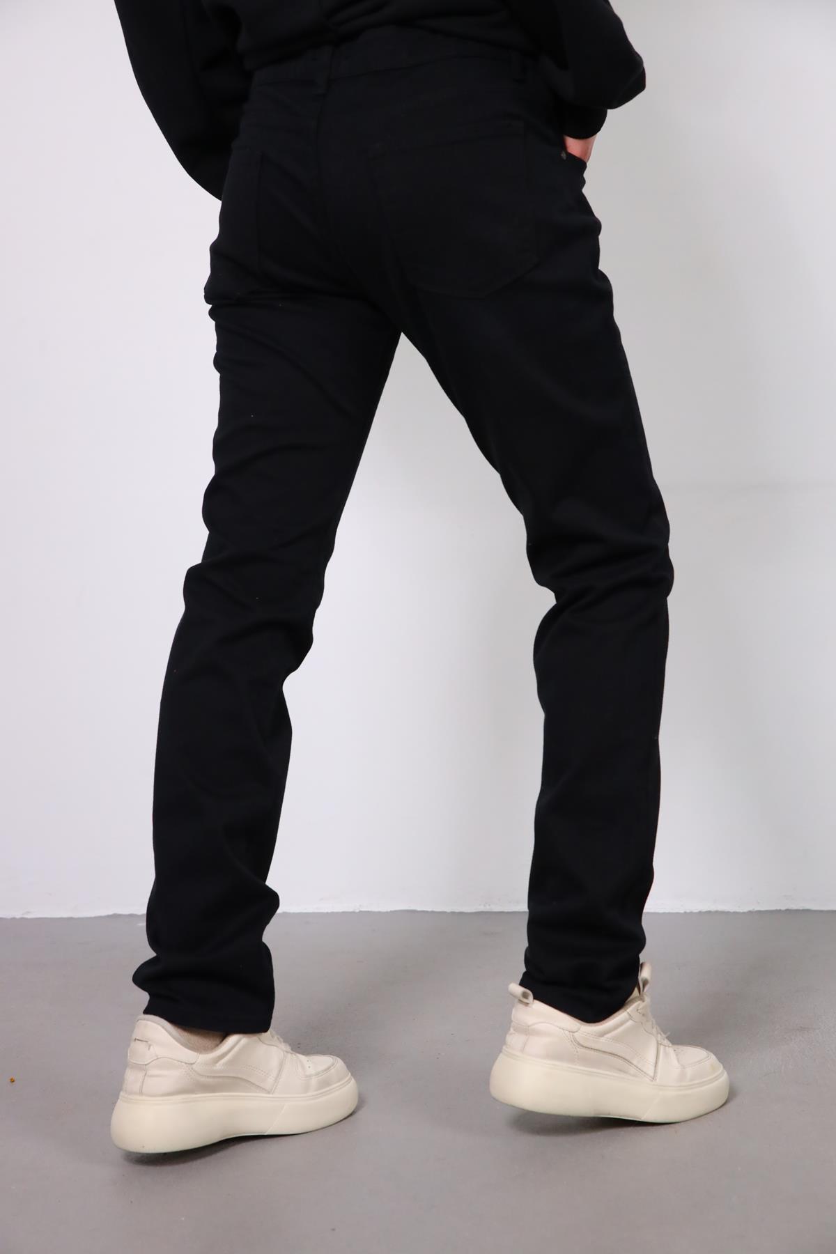  Siyah Dar Paça Pantolon