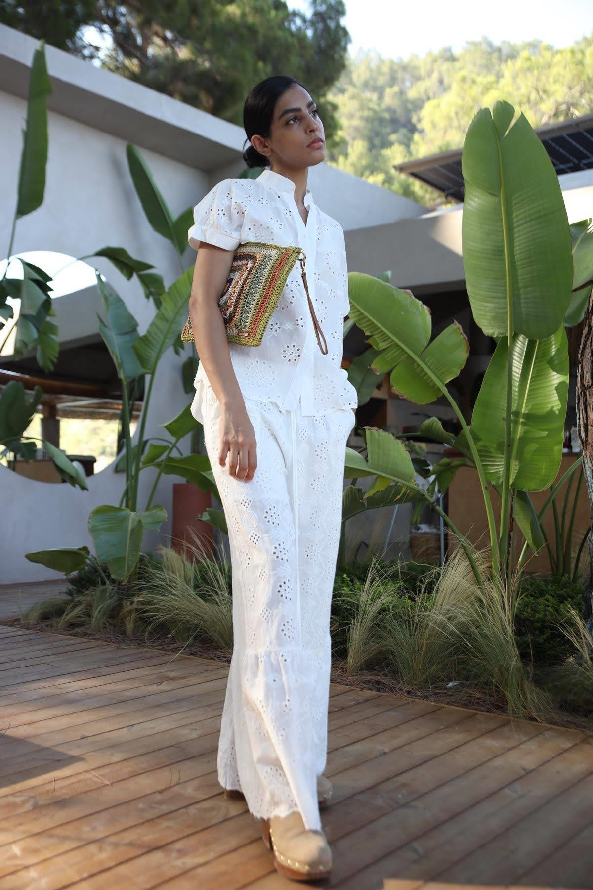  Beyaz Beli Gipeli Salaş Fisto Pantolon ve Gömlek Takım