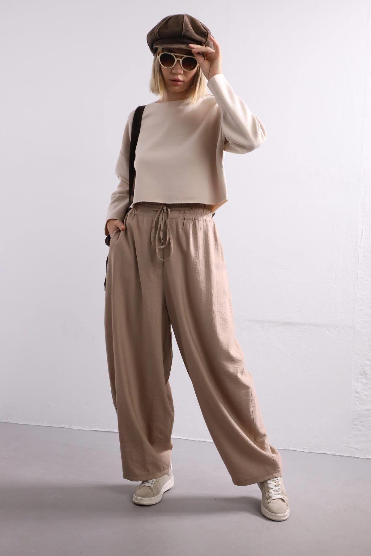  Taş Rengi Salaş Crop Sweat