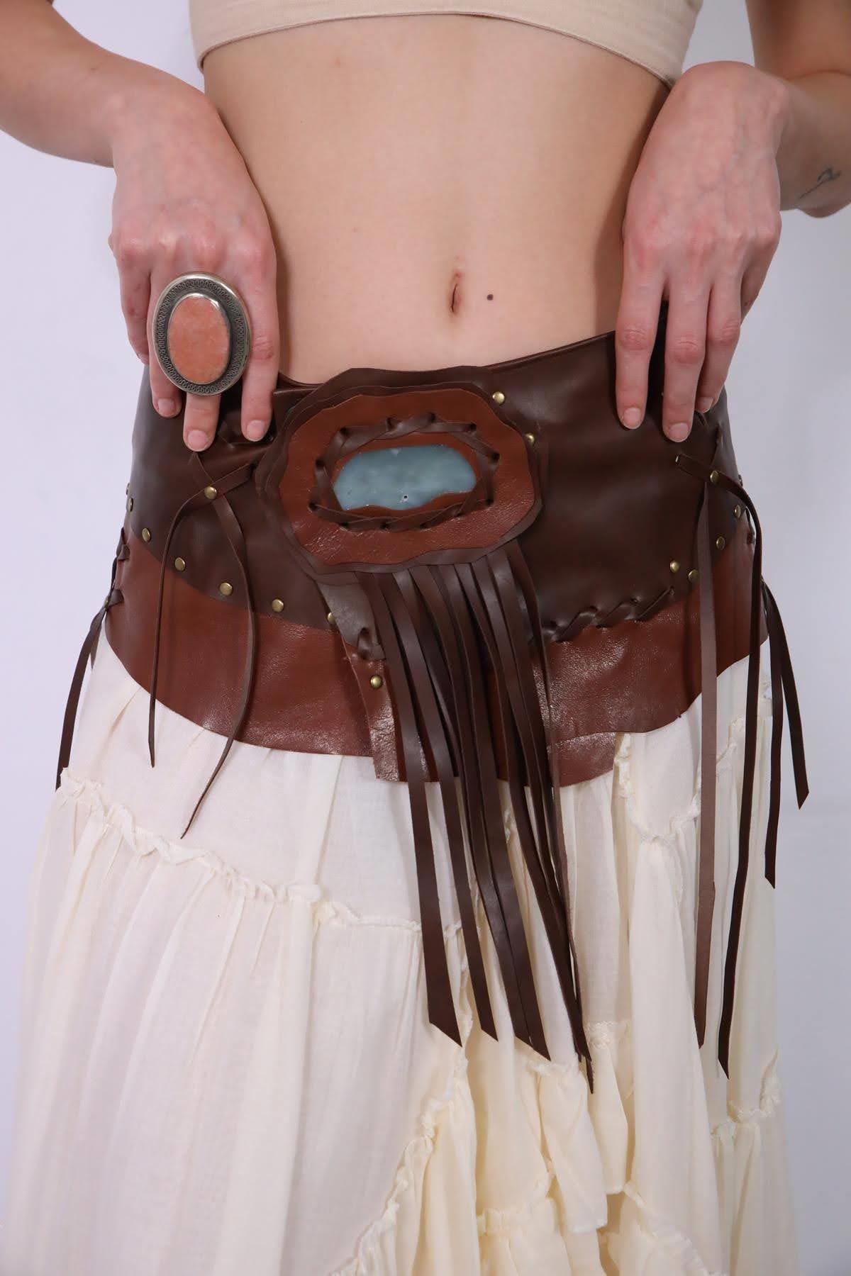  Kahverengi Doğal Taşlı Deri Kemer