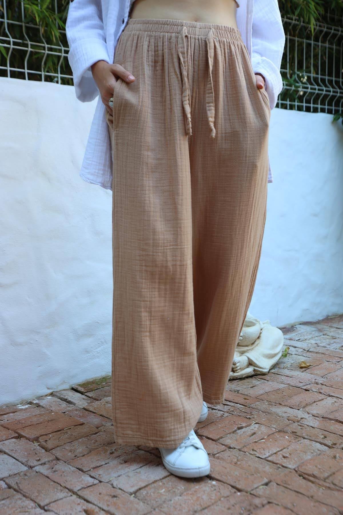 Sütlü Kahve Beli Lastikli İp Detaylı Müslin Pantolon - Şaman Butik Sütlü Kahve Beli Lastikli İp Detaylı Müslin Pantolon