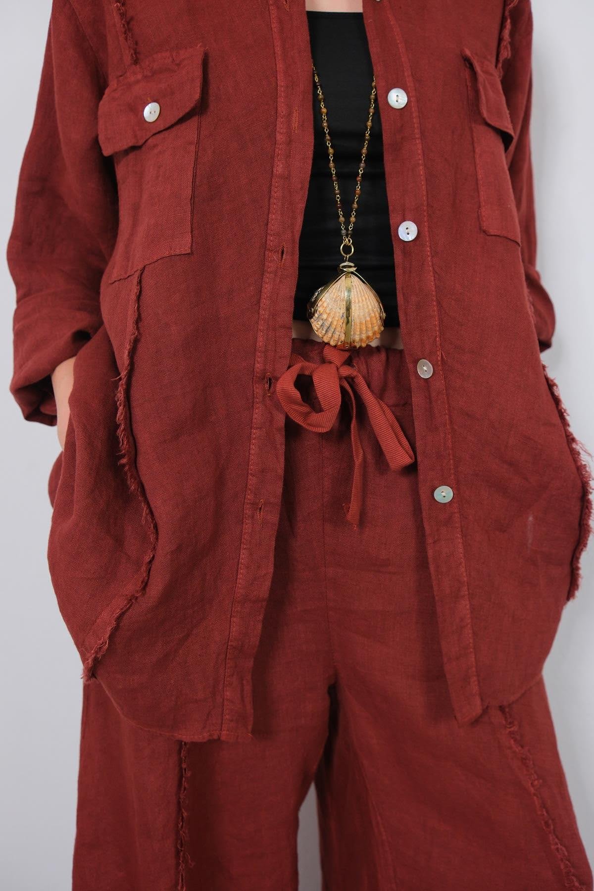 Bordo Yırtmaç Detaylı Saçaklı Keten Takım - Şaman Butik Bordo Yırtmaç Detaylı Saçaklı Keten Takım