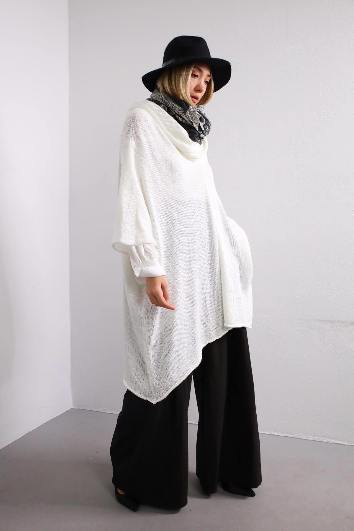  Beyaz Şallı Arkası Dikişli Hırka