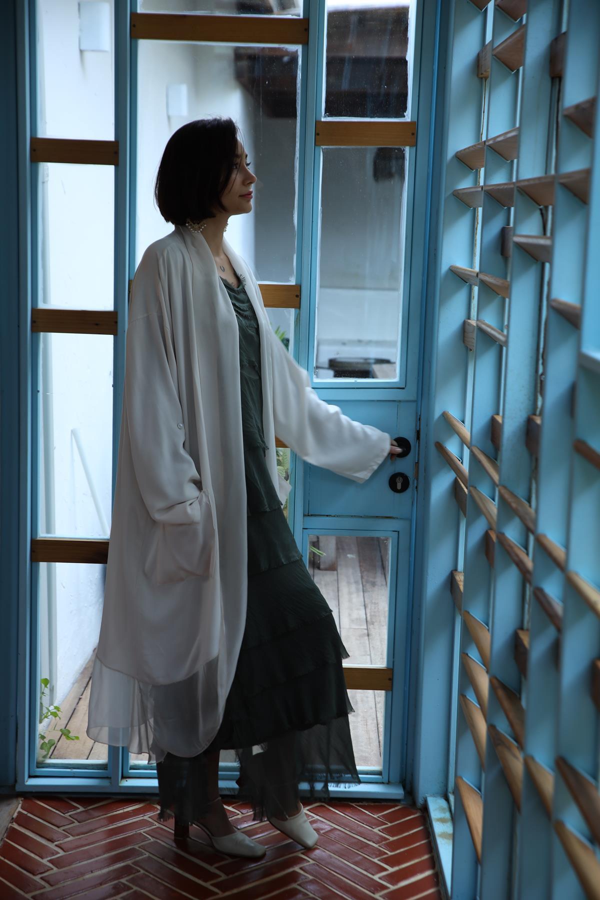 Krem Rengi Cepli İpek Detaylı Kaftan - Şaman Butik - Bohem Giyim ve Aksesuar | Kadın & Erkek Krem Rengi Cepli İpek Detaylı Kaftan