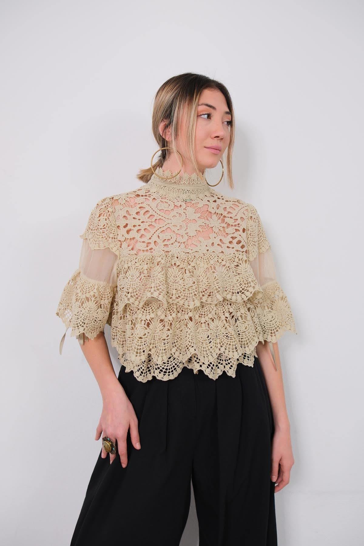 Krem Dantelli Tasarım Bluz - Şaman Butik Krem Dantelli Tasarım Bluz
