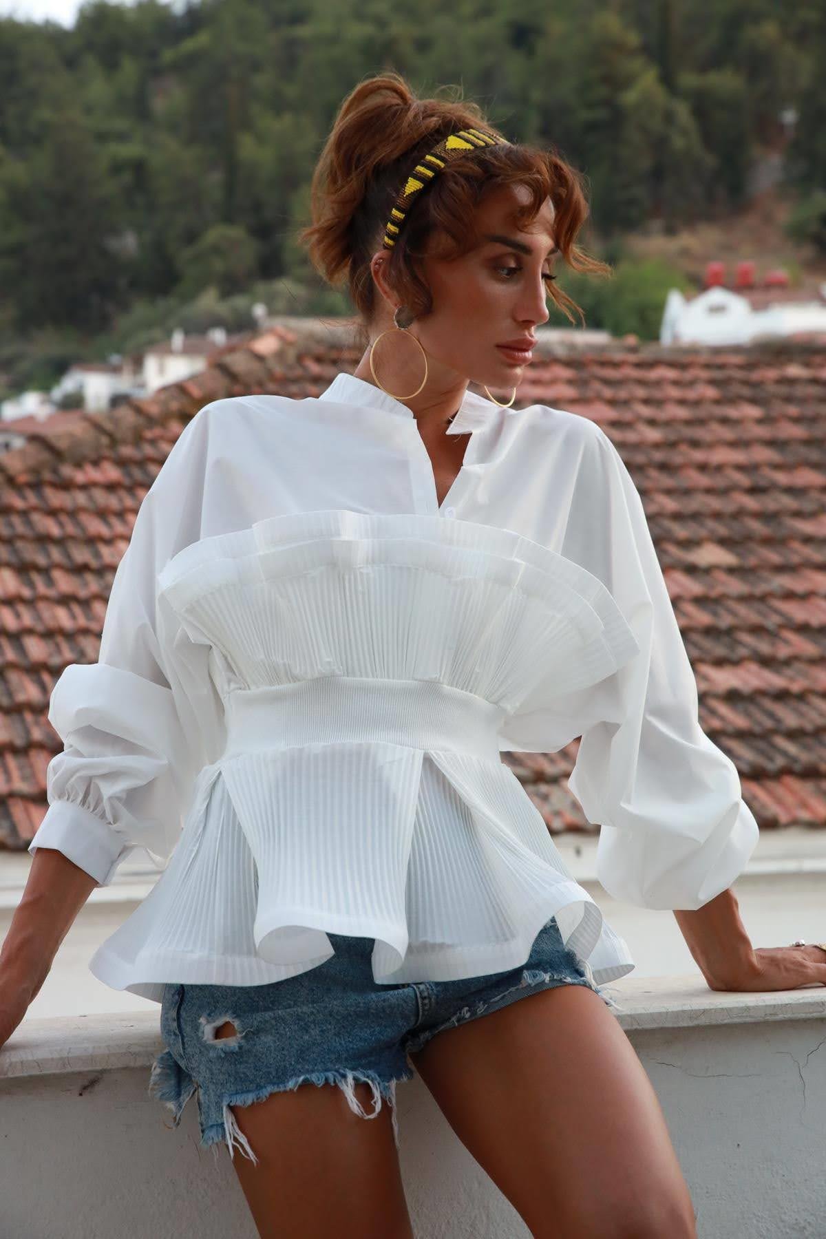 Beyaz Pileli Robadan Büzgülü Bluz - Şaman Butik - Bohem Giyim ve Aksesuar | Kadın & Erkek Beyaz Pileli Robadan Büzgülü Bluz