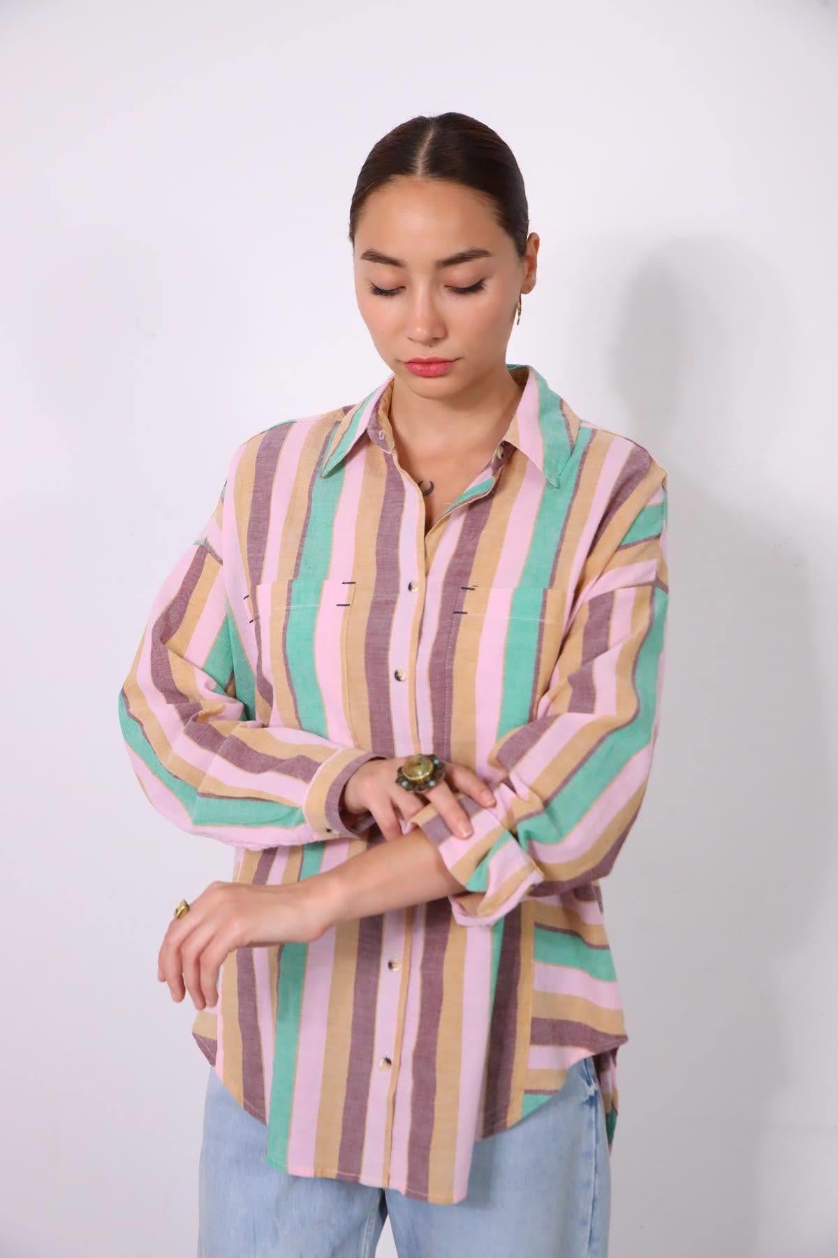 Renkli Çizgili Yakalı Gömlek - Şaman Butik Renkli Çizgili Yakalı Gömlek