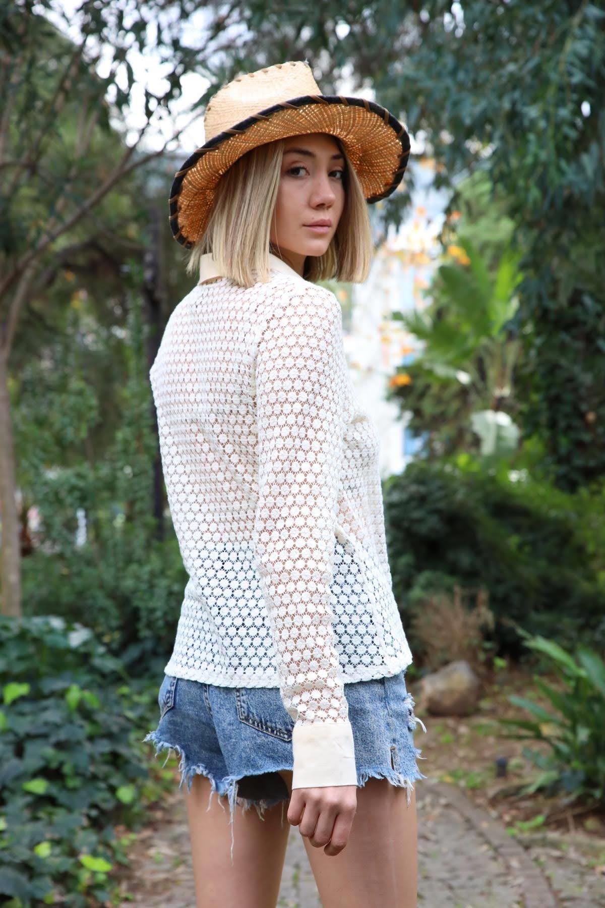 Cream Color needle lace Shirt Cream Color needle lace Shirt