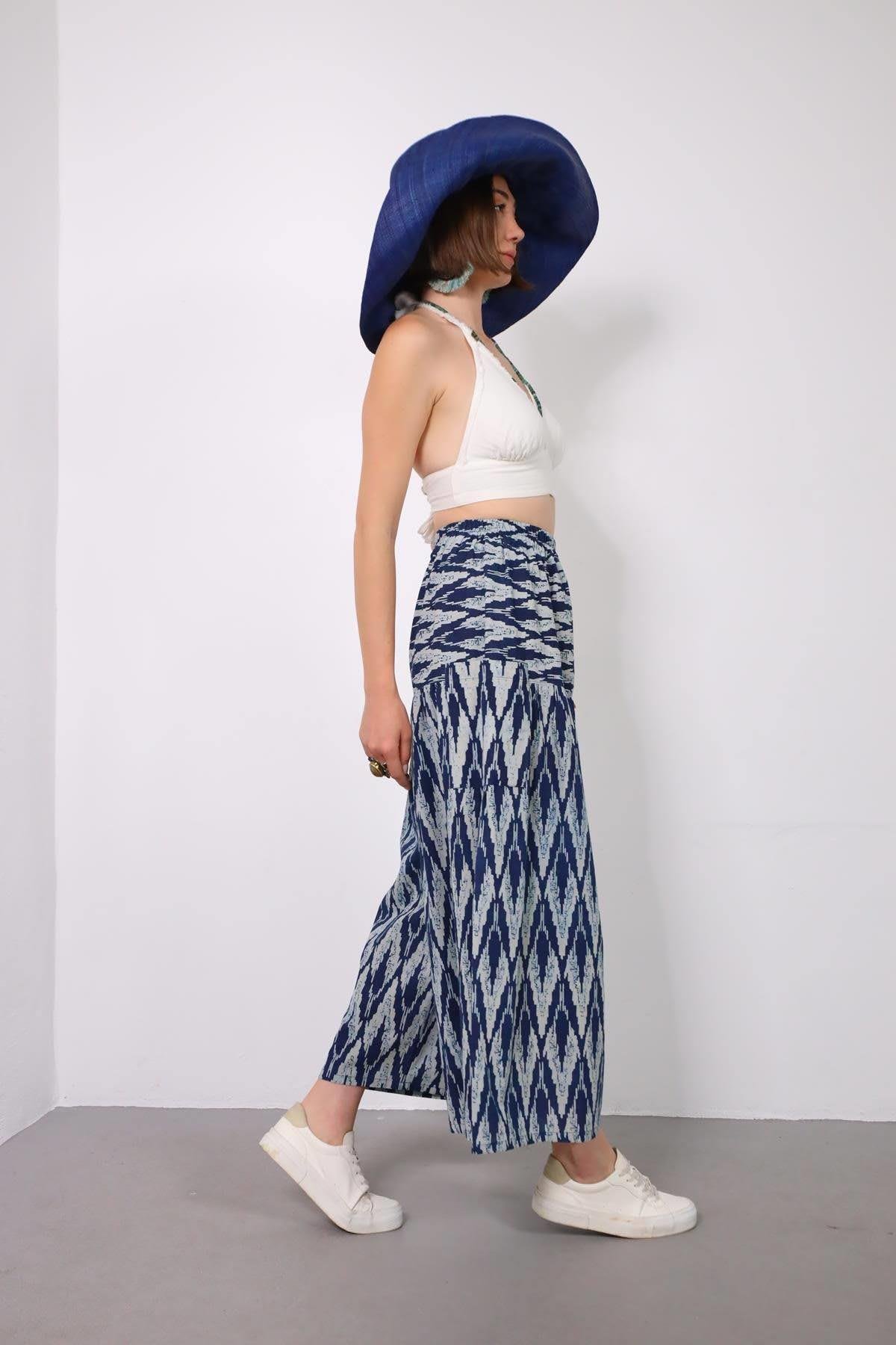 Mavi Yanları Cepli Otantik Desenli Bol Paça Pantolon - Şaman Butik Mavi Yanları Cepli Otantik Desenli Bol Paça Pantolon