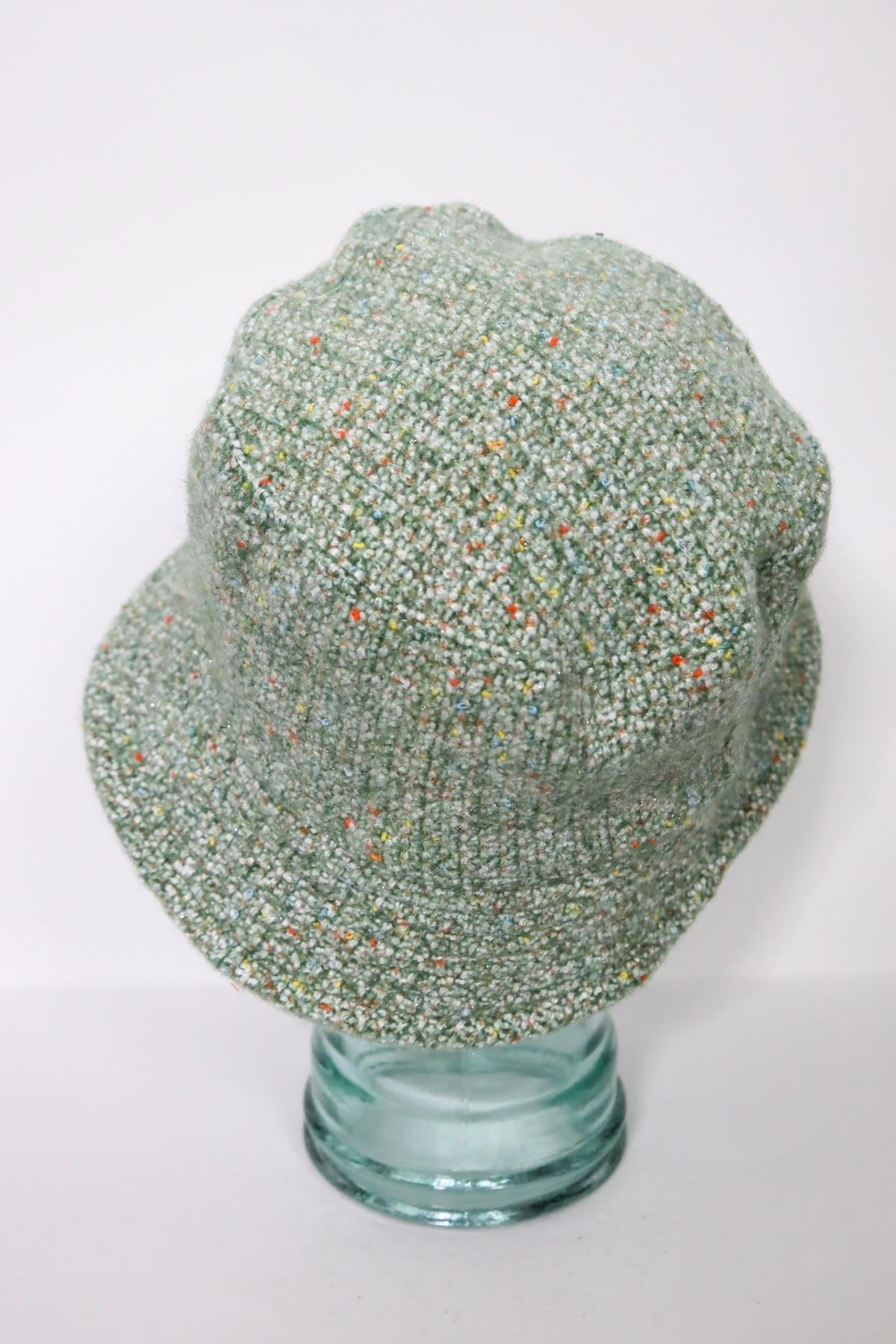  Yeşil Yün Bermuda Şapka