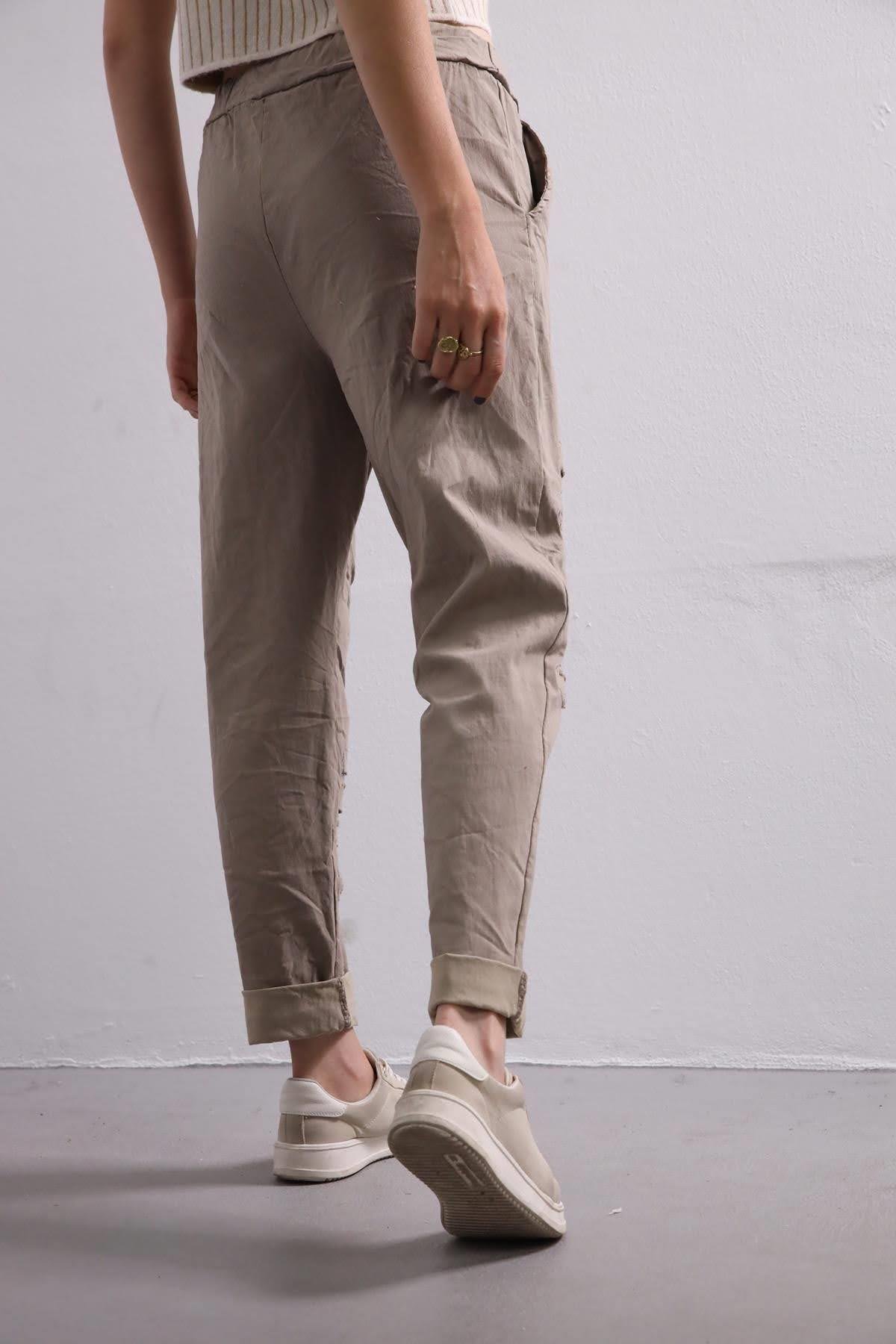  Vizon Rengi Yama Detay Pullu Pantolon